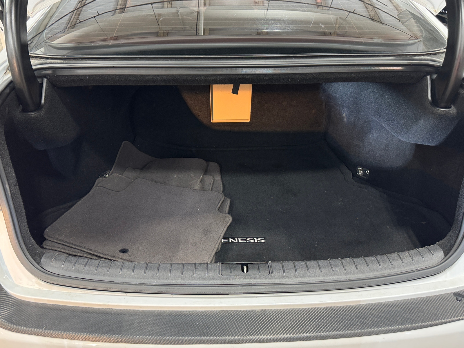 Thumbnail: 2015 Hyundai Genesis - 6