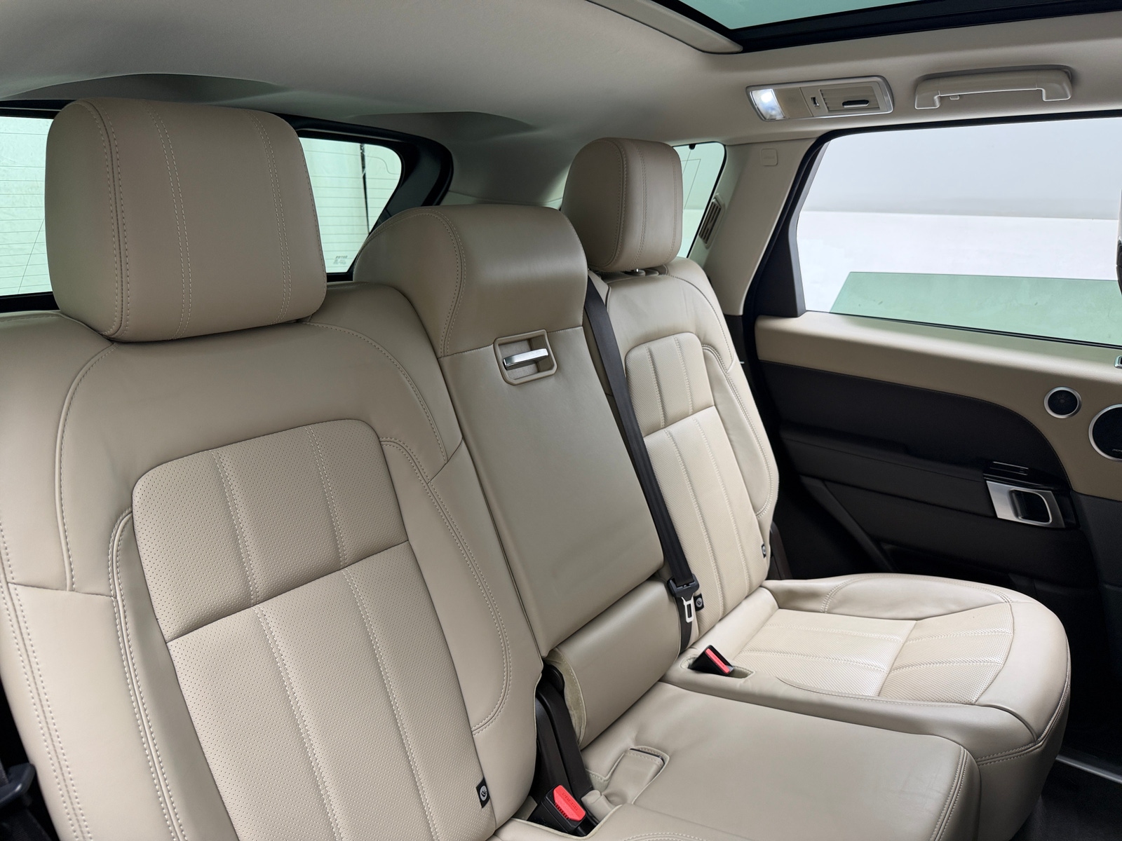 Thumbnail: 2021 Land Rover Range Rover Sport - 5