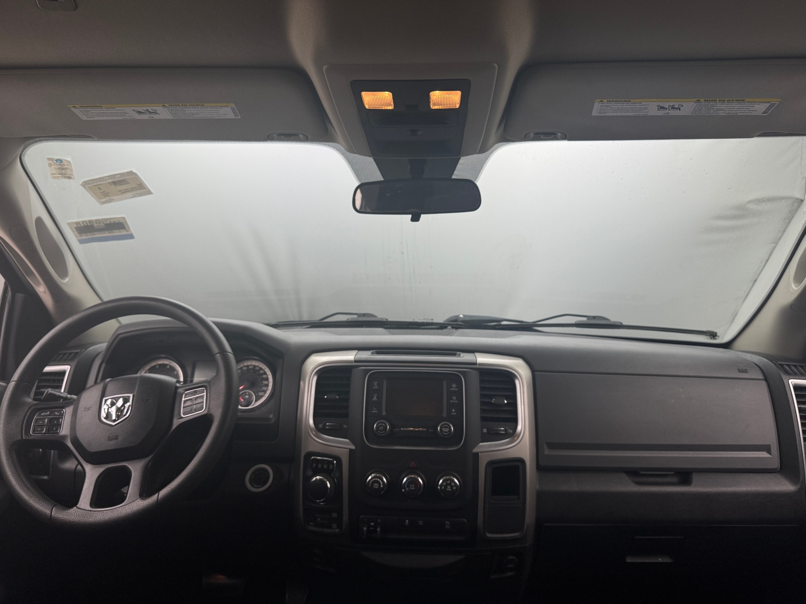 Thumbnail: 2019 RAM 1500 Classic - 3