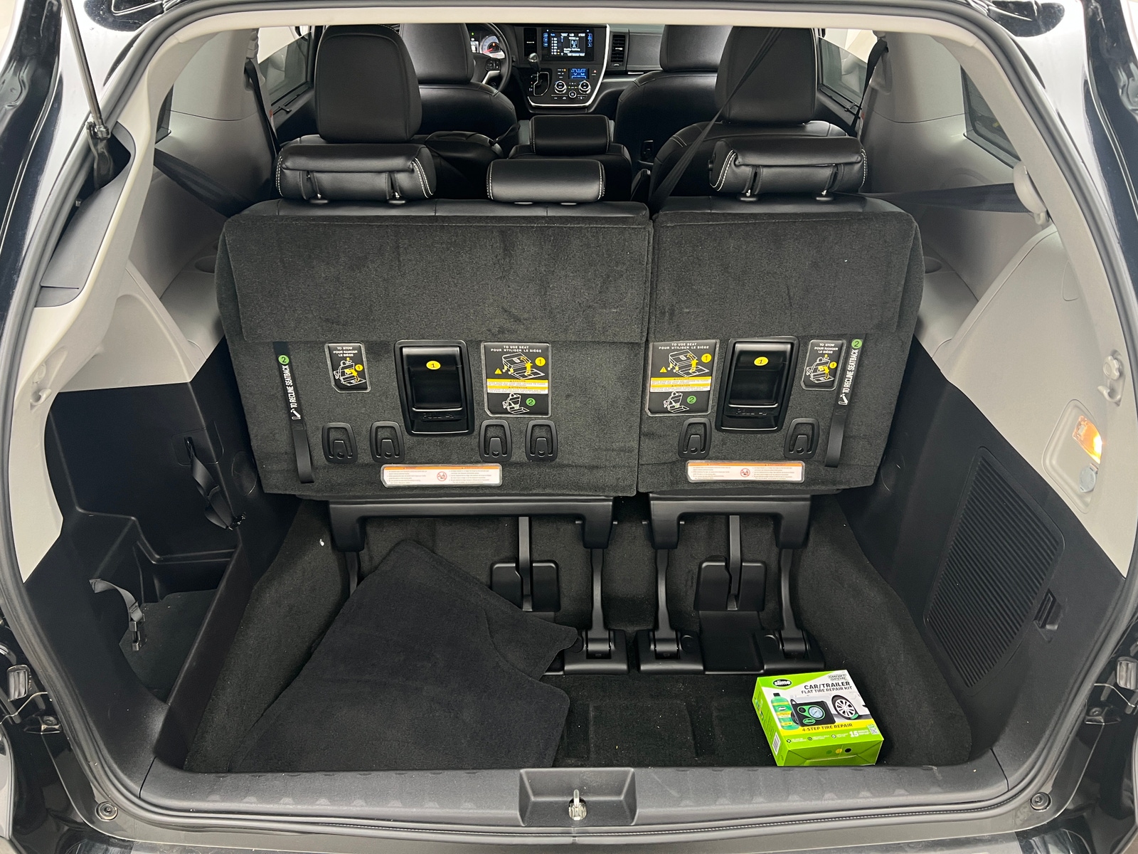 Thumbnail: 2015 Toyota Sienna - 6