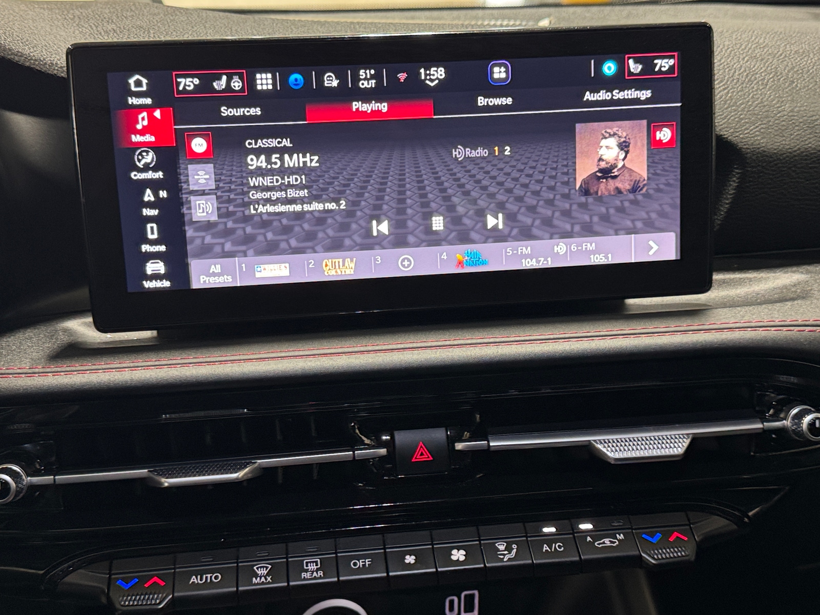 Thumbnail: 2024 Dodge Hornet - 3