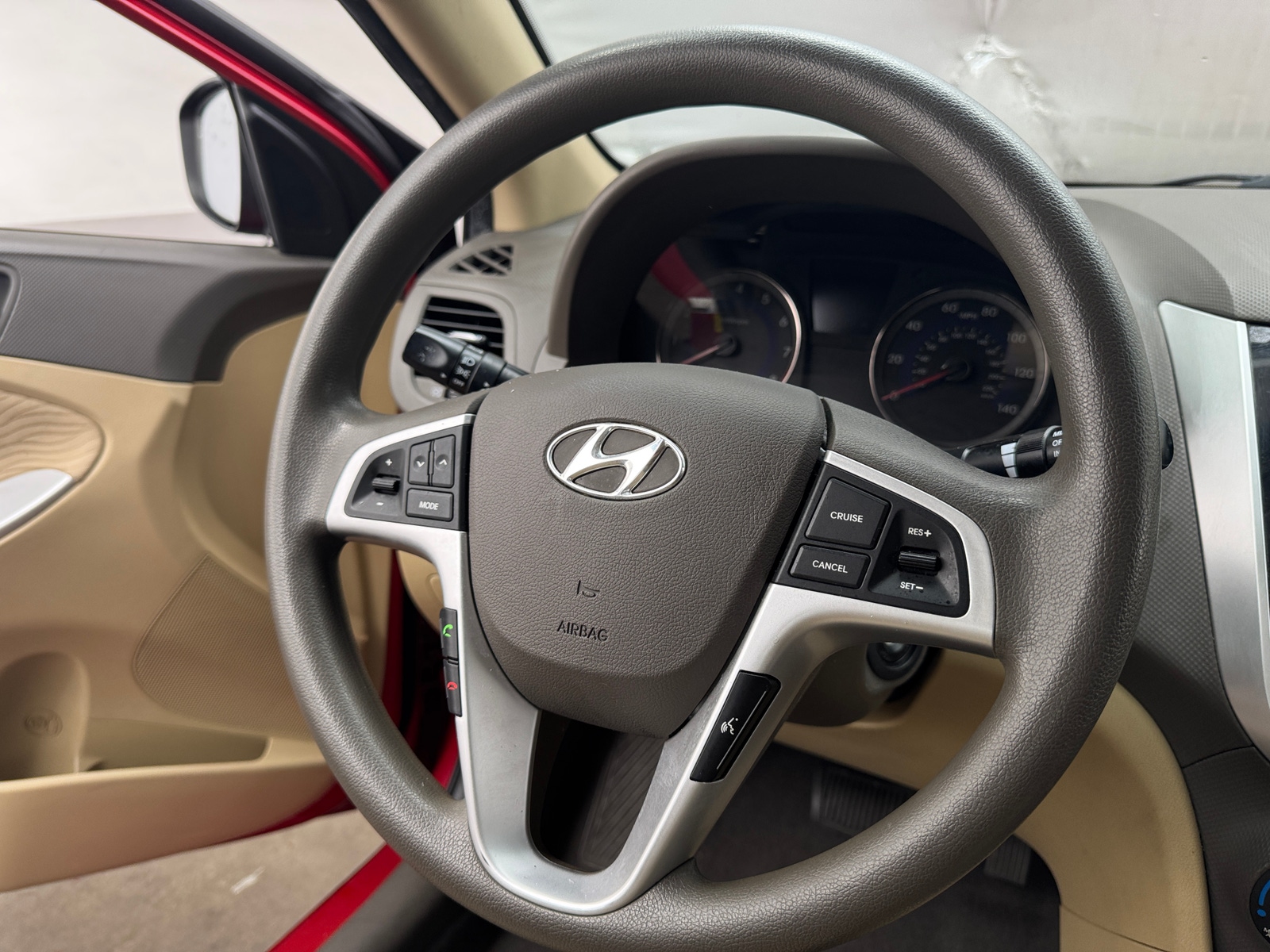 Thumbnail: 2013 Hyundai Accent - 5