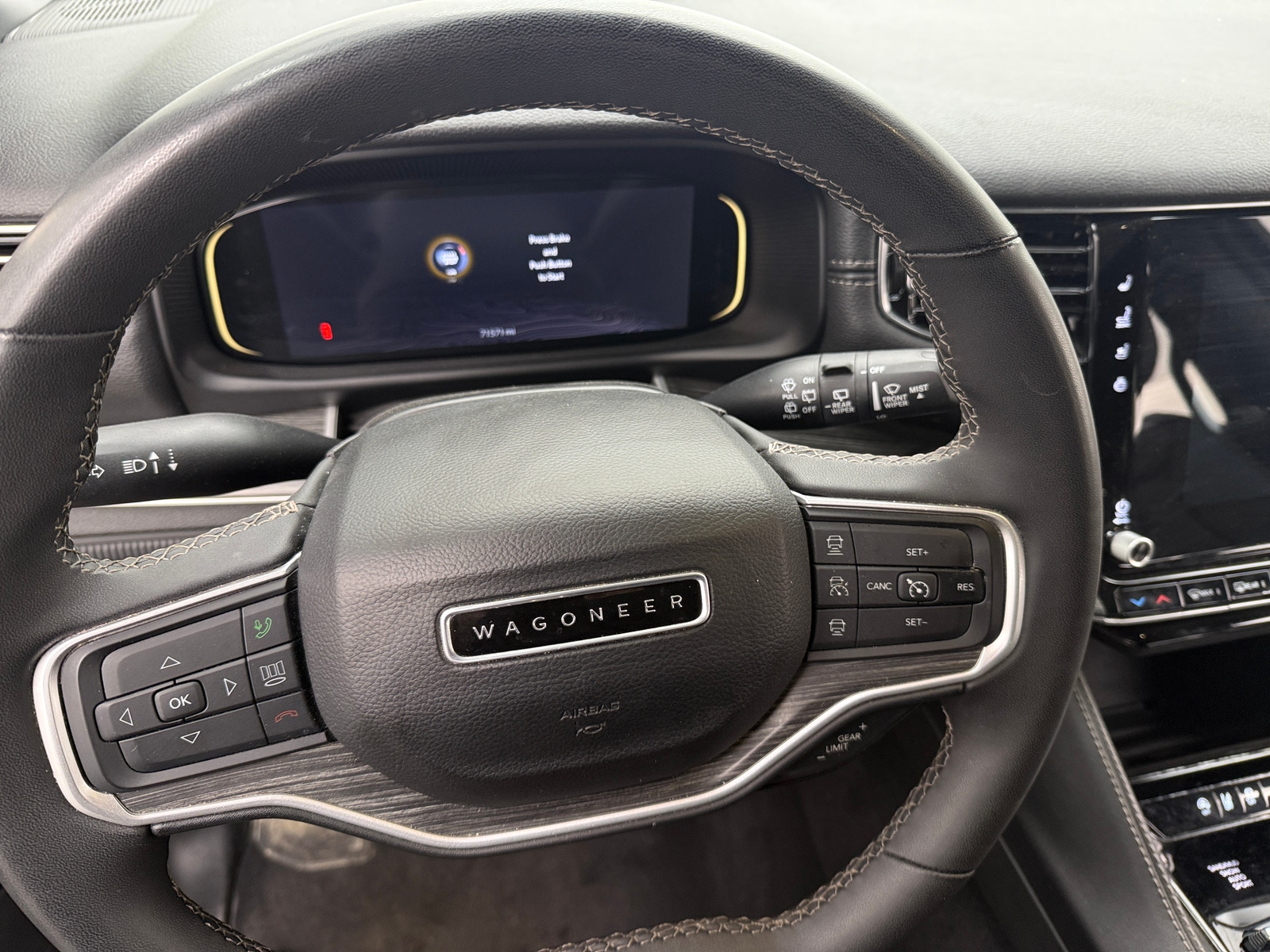 Thumbnail: 2024 Jeep Wagoneer - 4