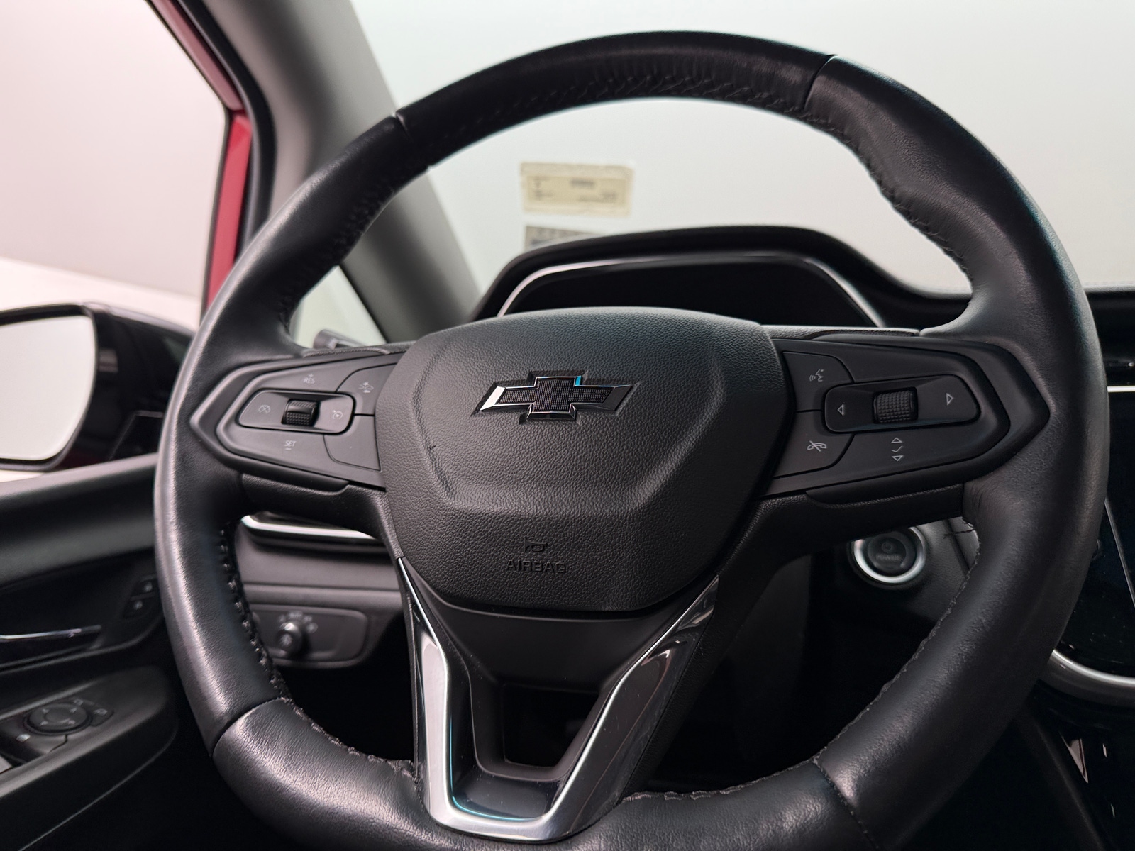 Thumbnail: 2023 Chevrolet Bolt EV - 4