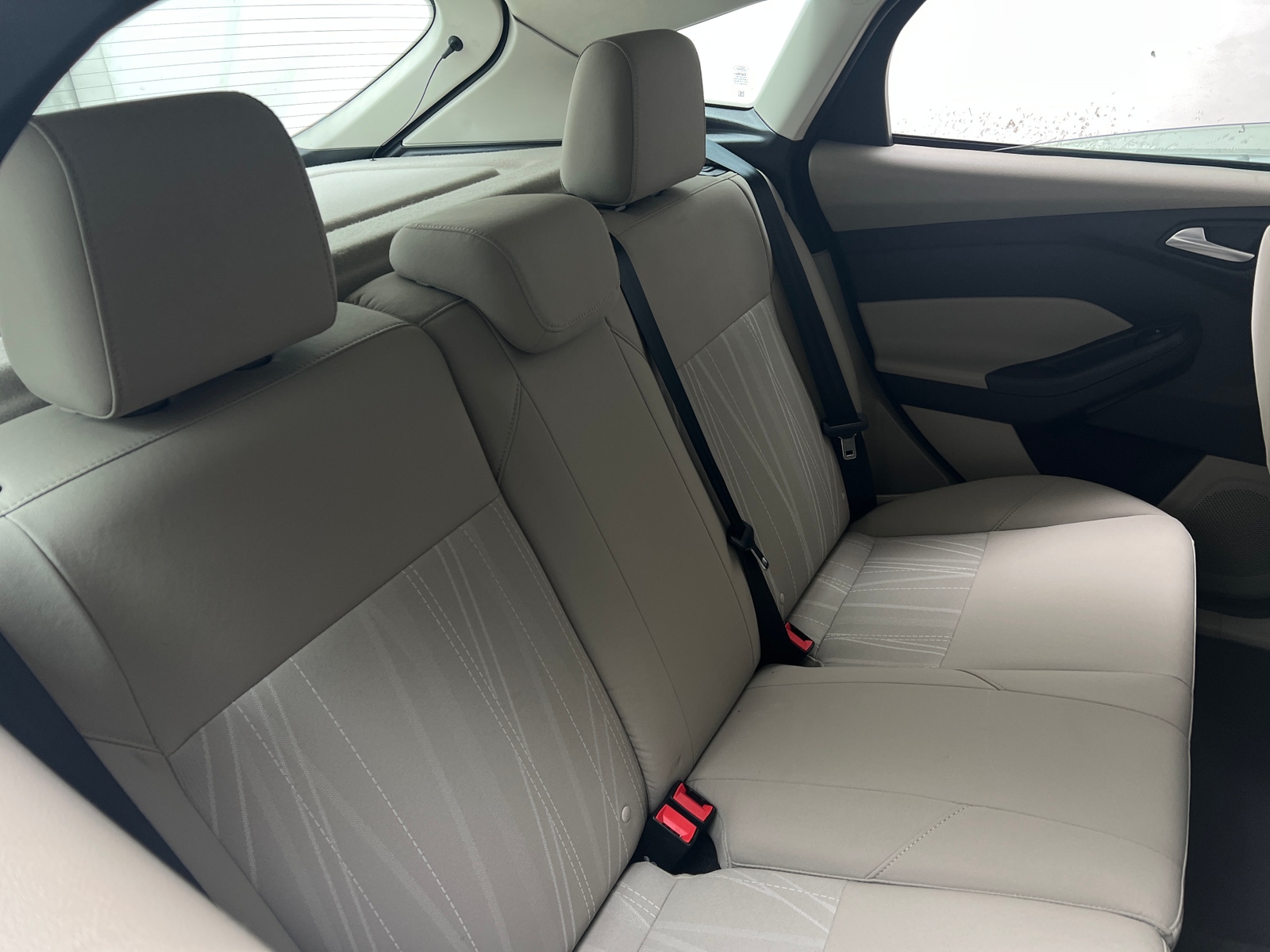 Thumbnail: 2016 Ford Focus - 6