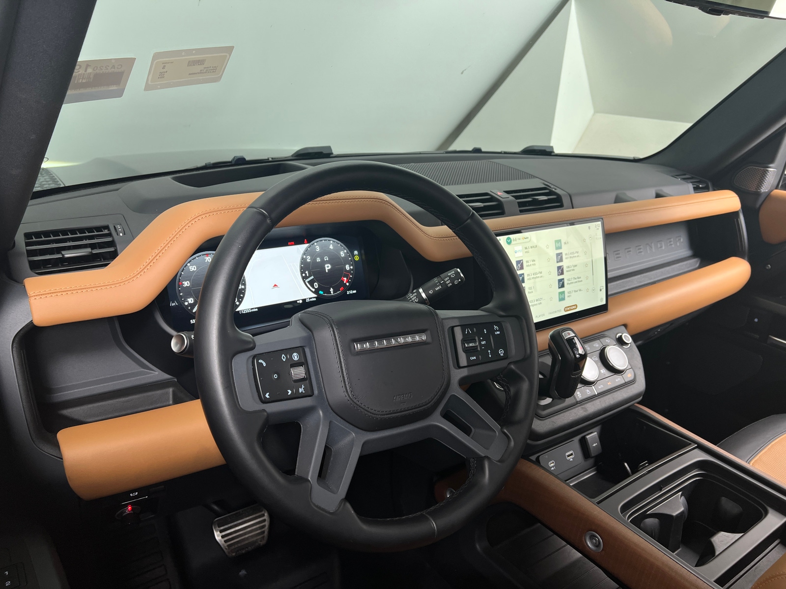 Thumbnail: 2024 Land Rover Defender - 2