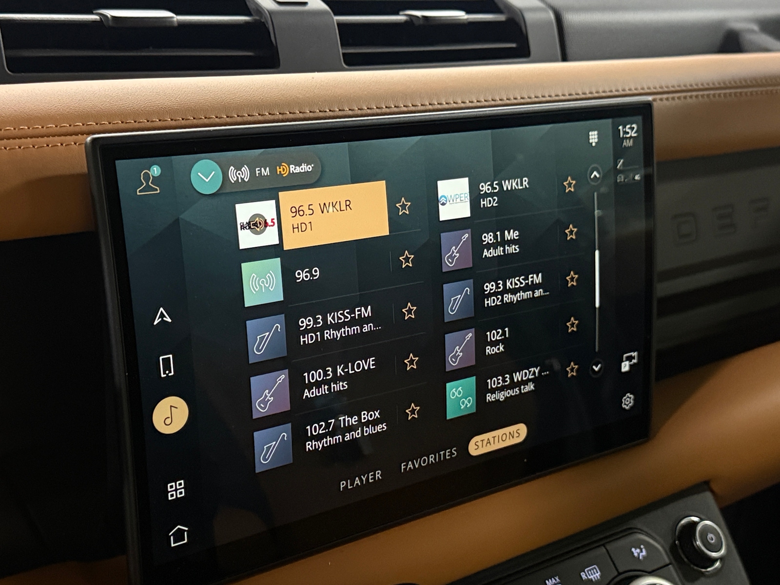 Thumbnail: 2024 Land Rover Defender - 3