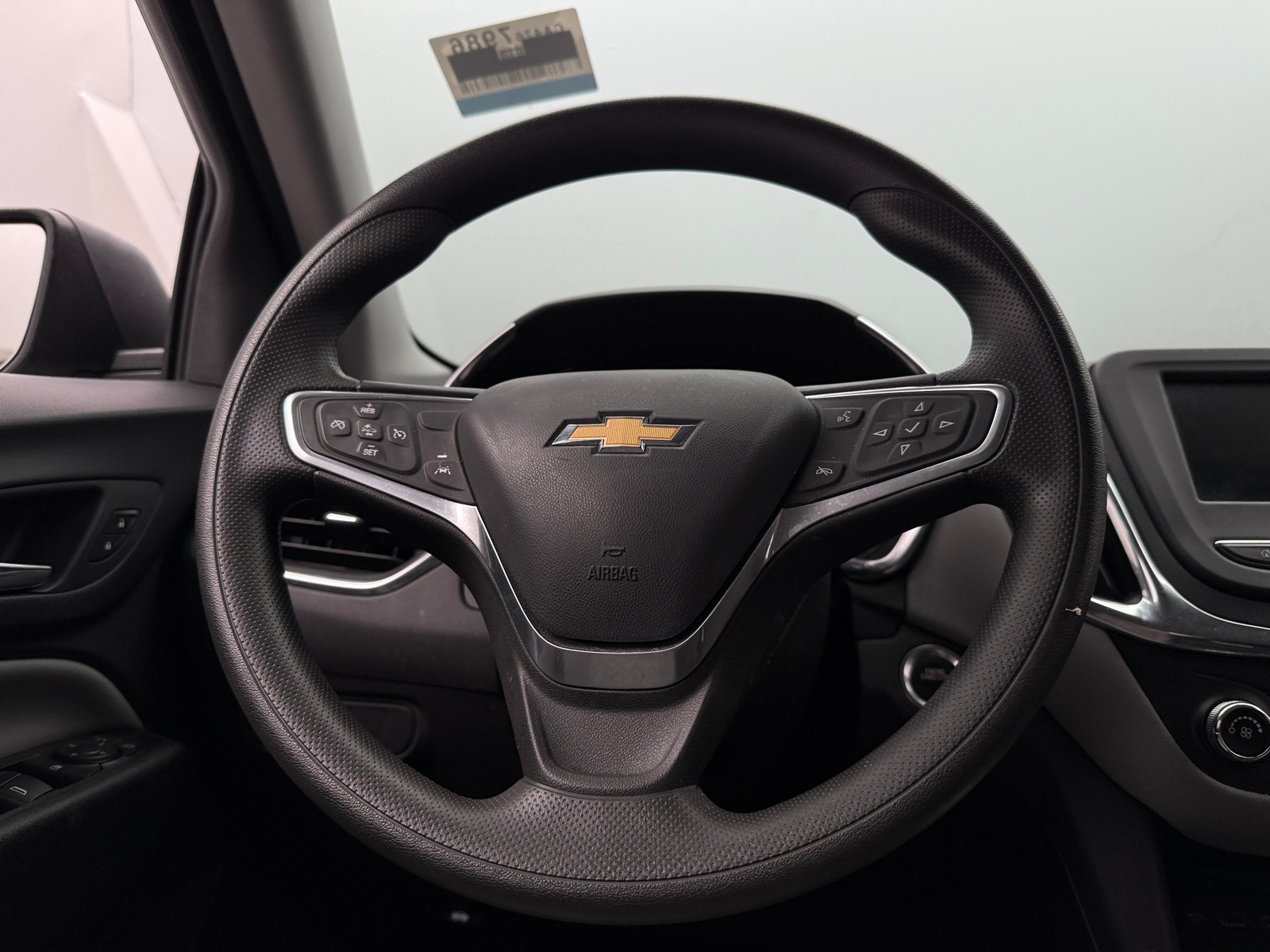 Thumbnail: 2023 Chevrolet Equinox - 5