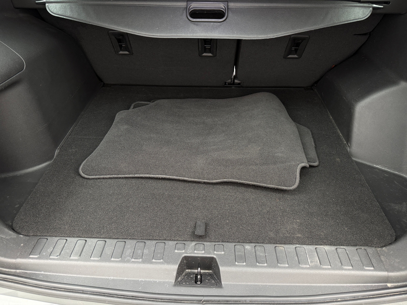 Thumbnail: 2023 Chevrolet Equinox - 7