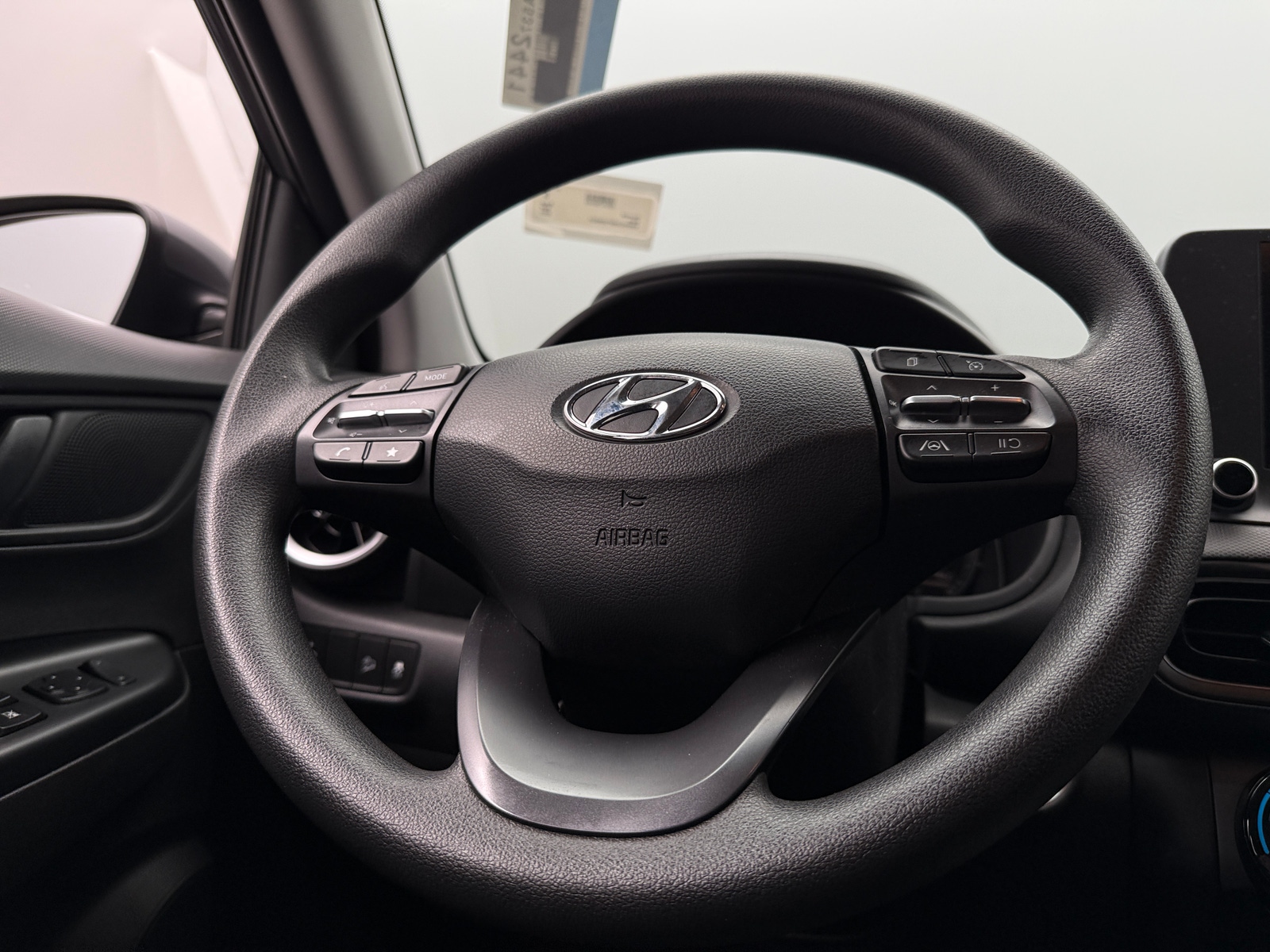 Thumbnail: 2023 Hyundai Kona - 5