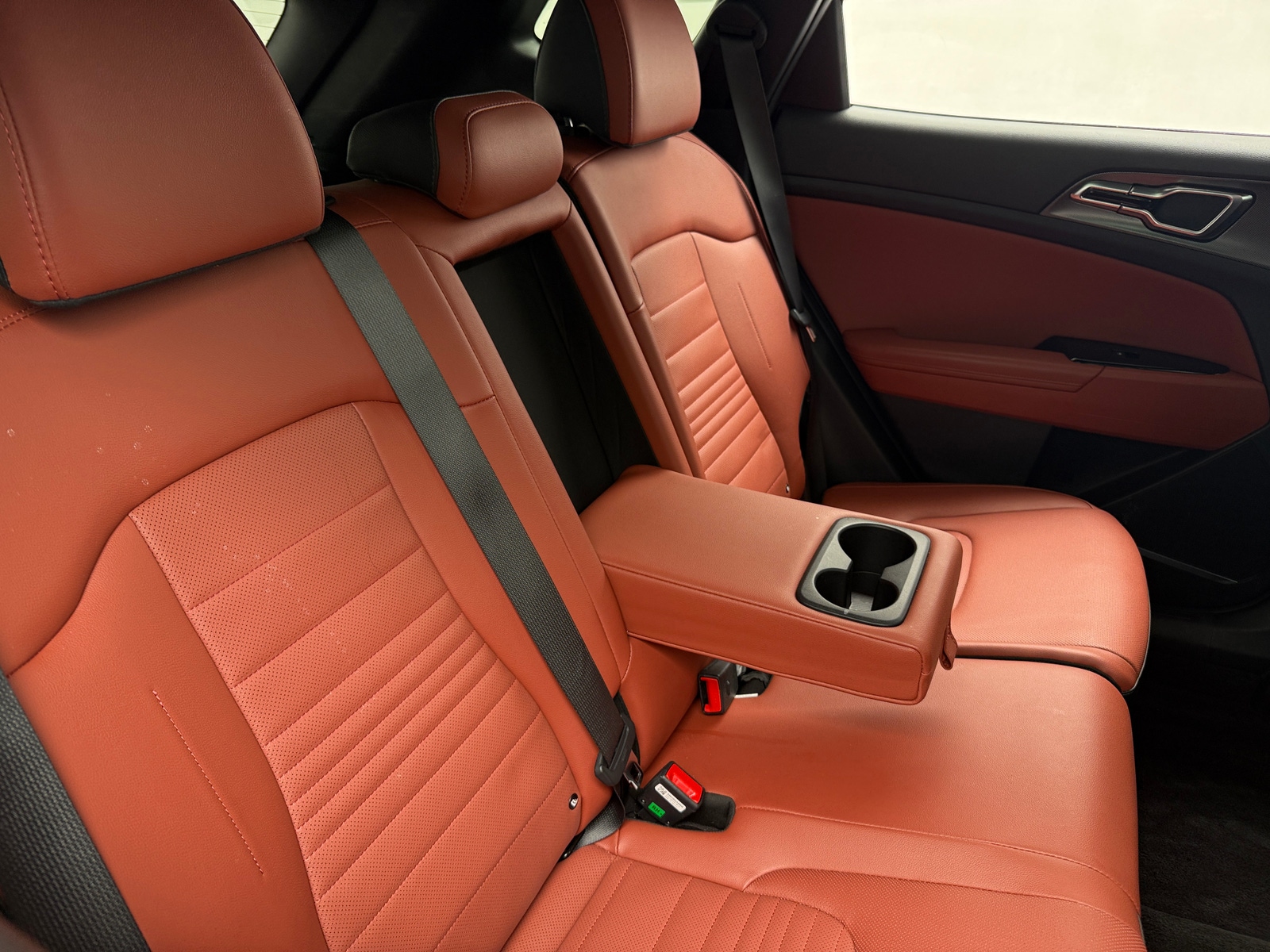 Thumbnail: 2024 Kia Sportage - 5