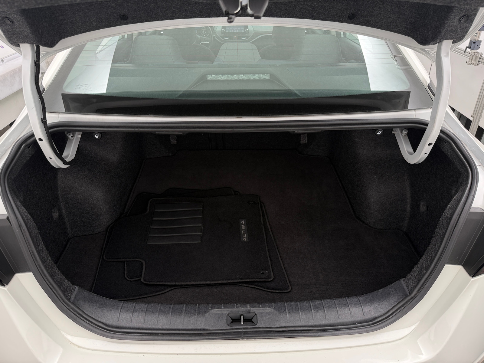 Thumbnail: 2025 Nissan Altima - 7