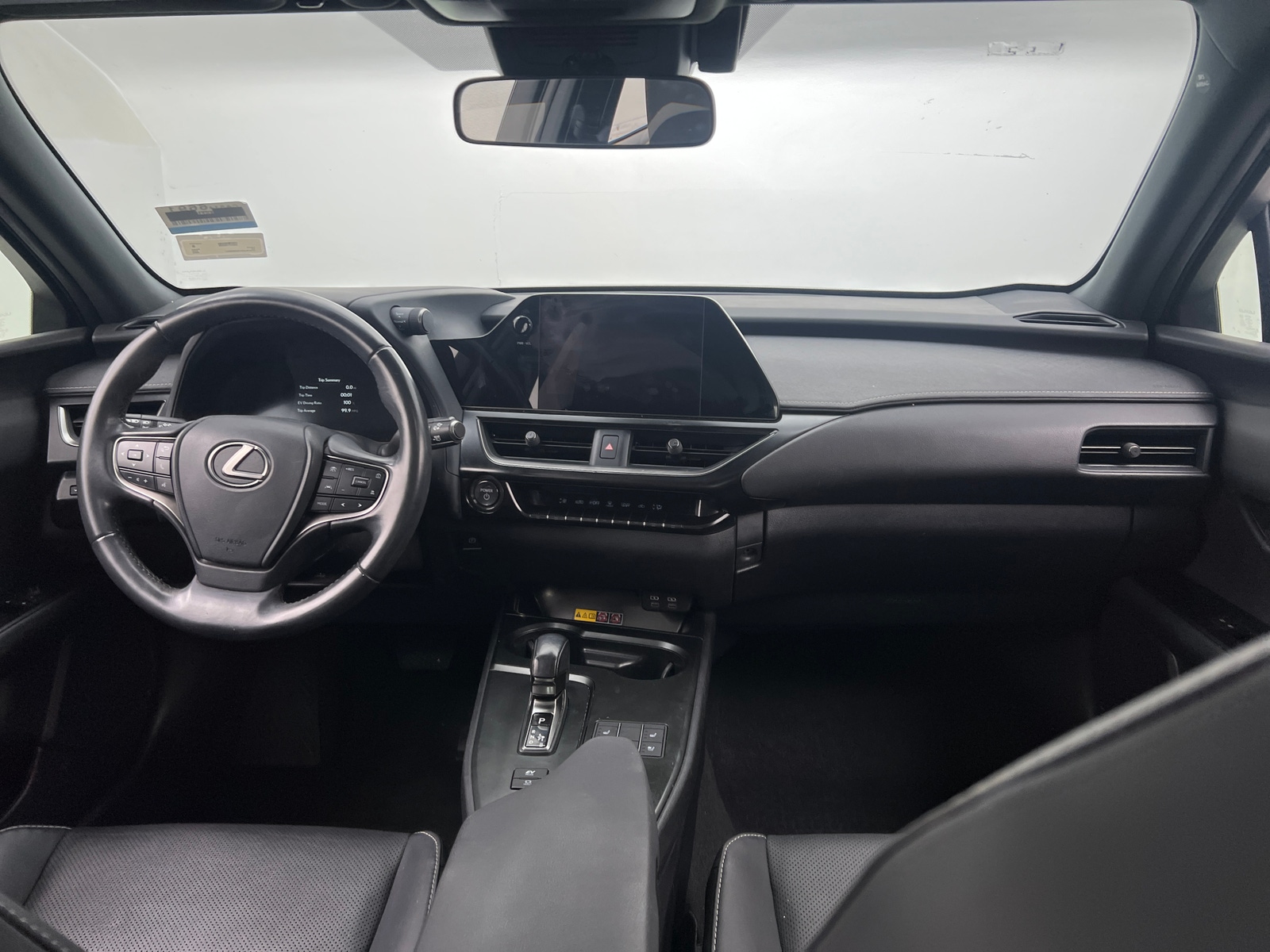Thumbnail: 2025 Lexus UX - 2