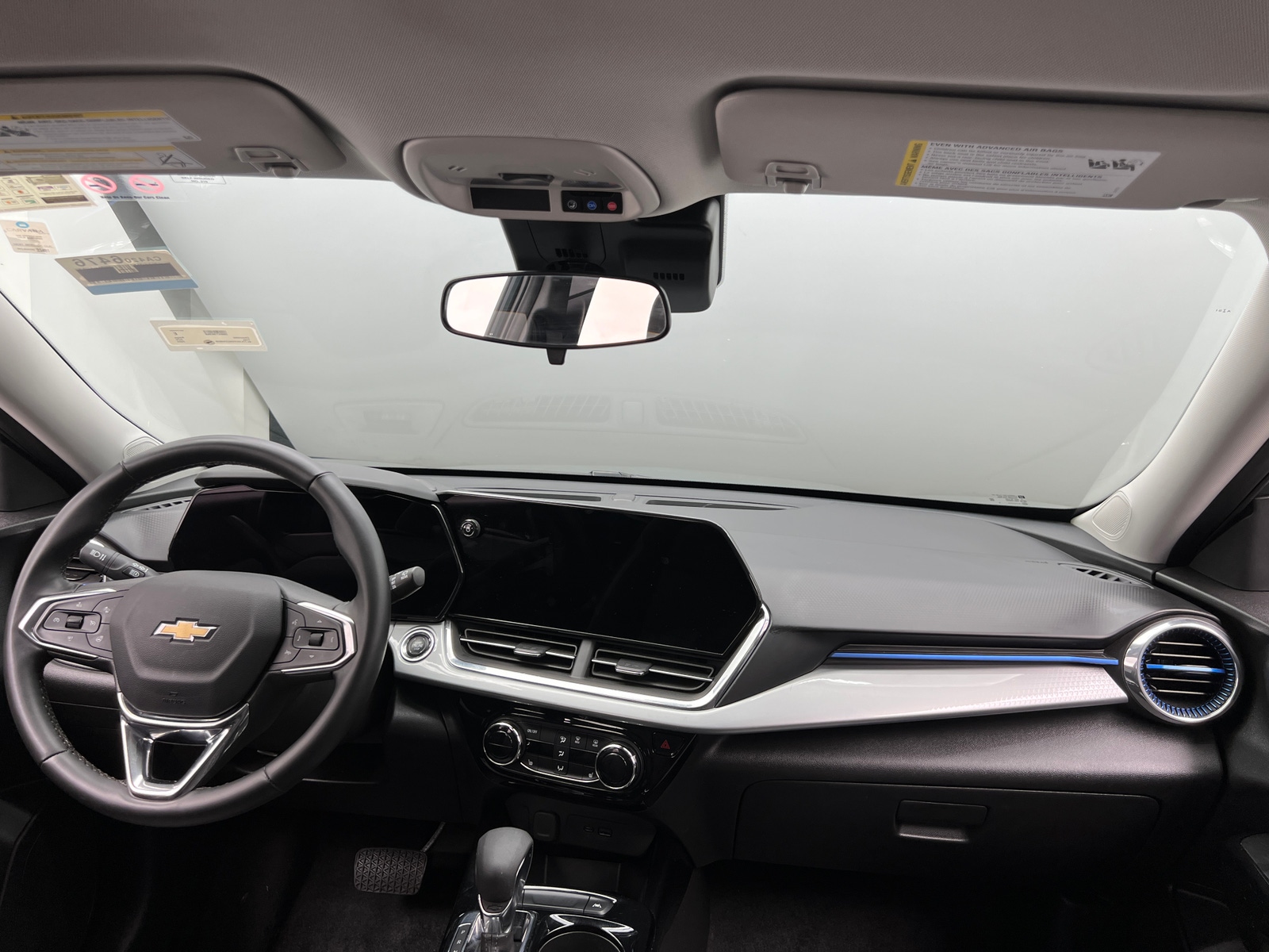 Thumbnail: 2025 Chevrolet Trax - 3