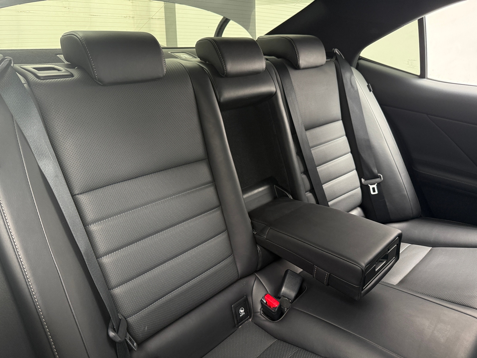 Thumbnail: 2016 Lexus IS - 5
