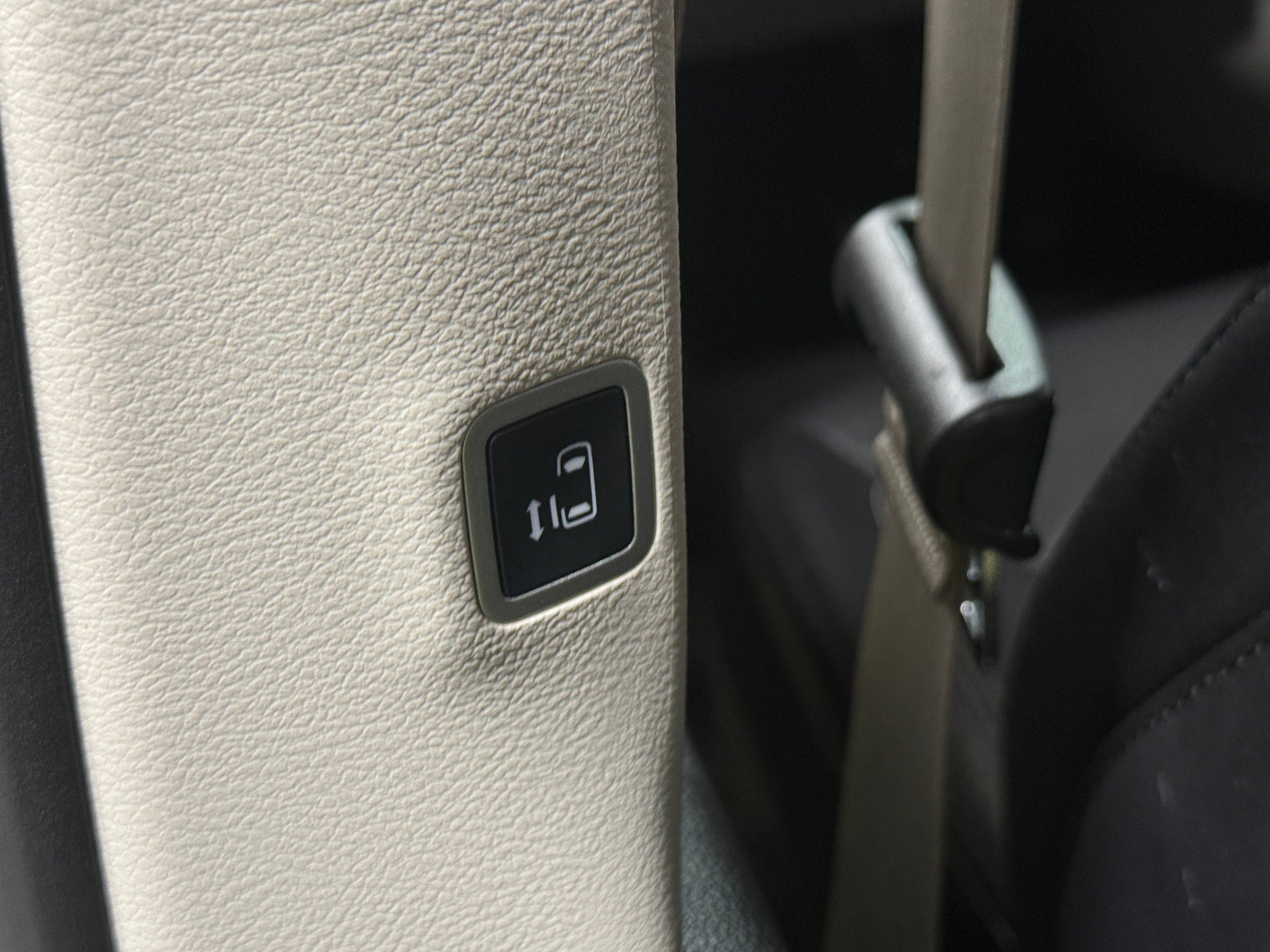 2022 Chrysler Pacifica Touring L - Photo 5