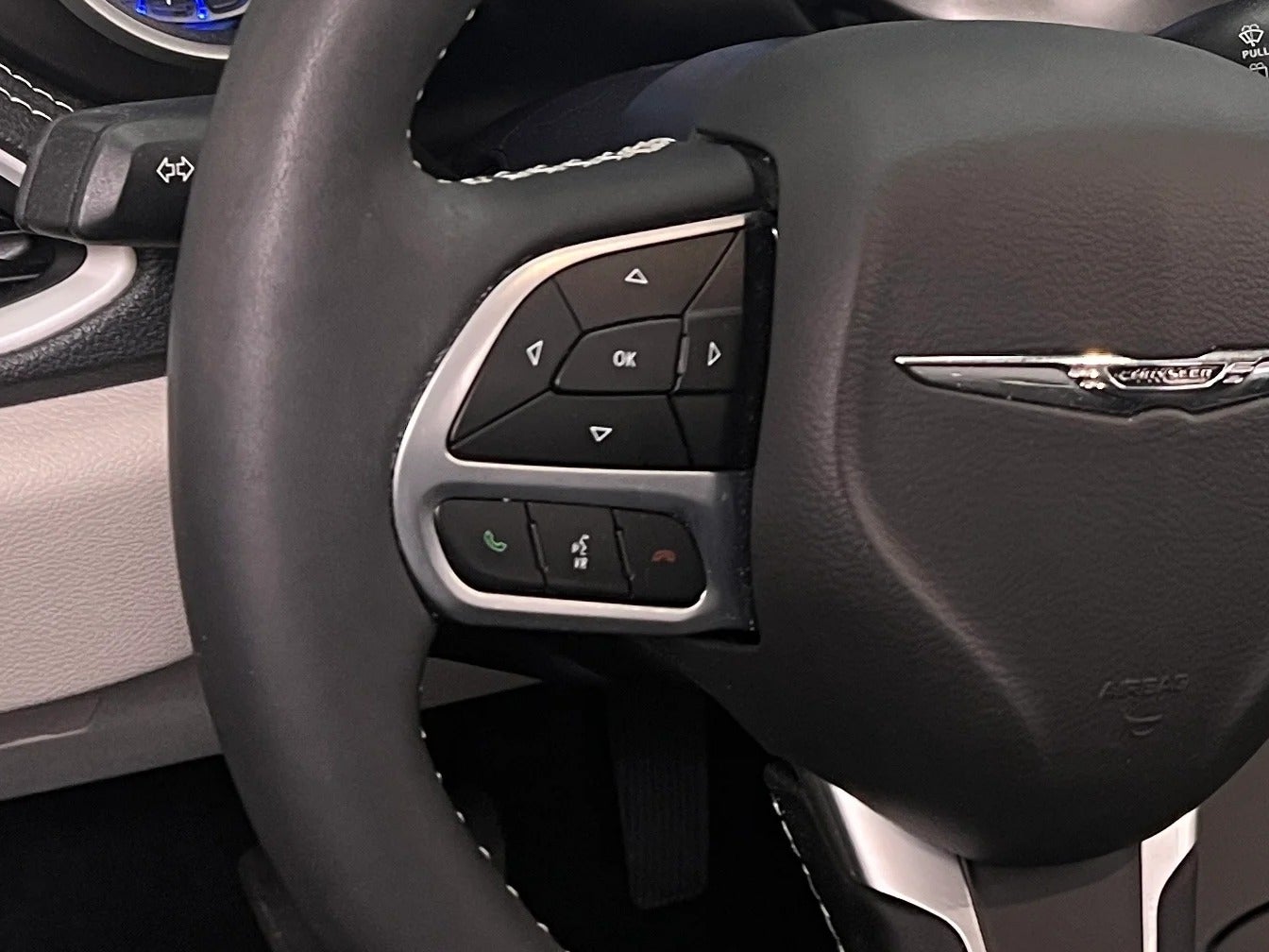 2022 Chrysler Pacifica Touring L - Photo 15