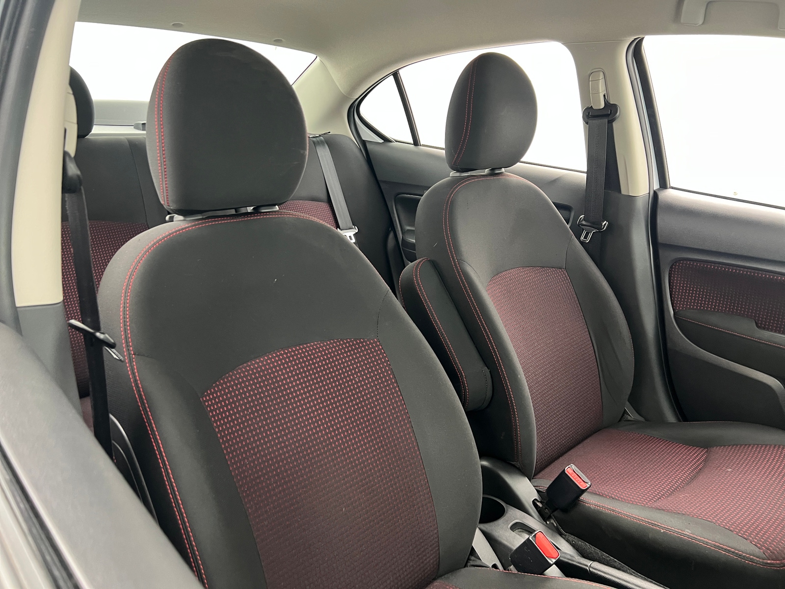 Thumbnail: 2024 Mitsubishi Mirage G4 - 2