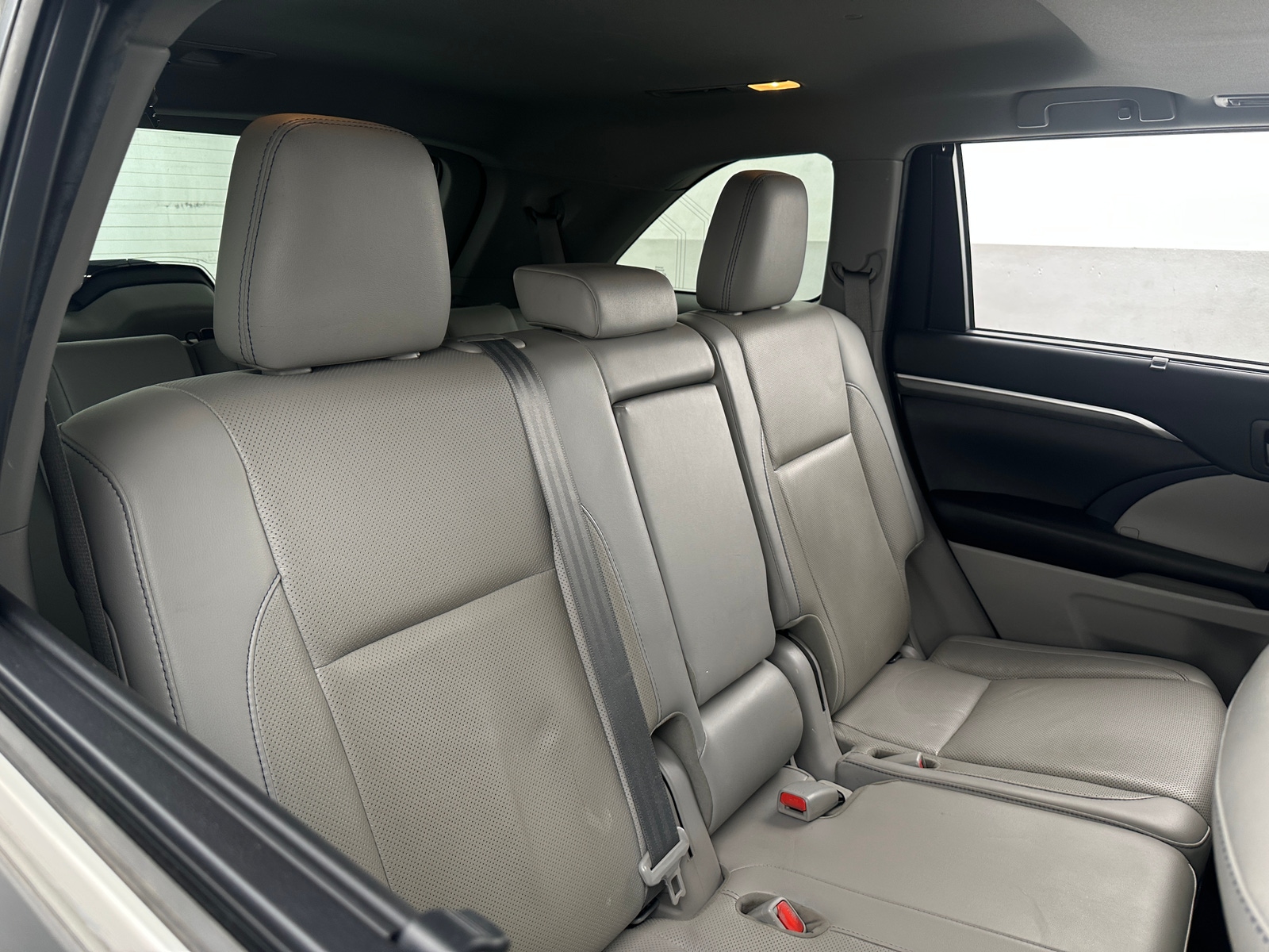 Thumbnail: 2019 Toyota Highlander - 5