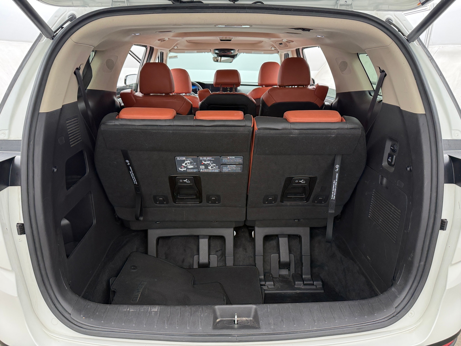 Thumbnail: 2024 Kia Carnival - 6