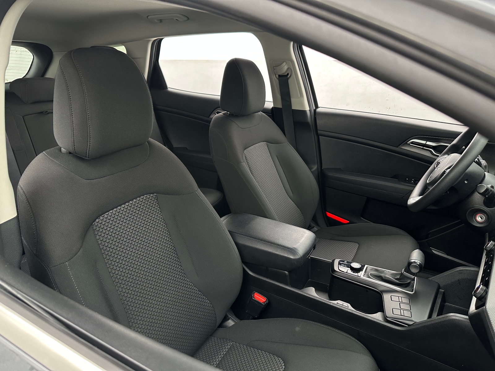 Thumbnail: 2023 Kia Sportage - 2