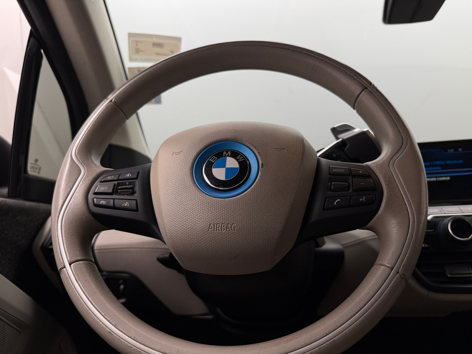 Thumbnail: 2015 BMW i3 - 5