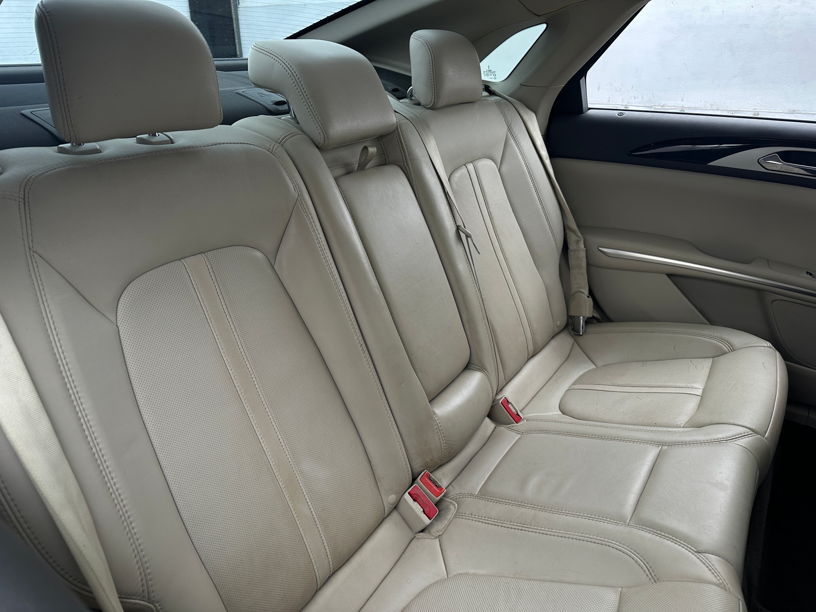 Thumbnail: 2016 Lincoln MKZ - 5