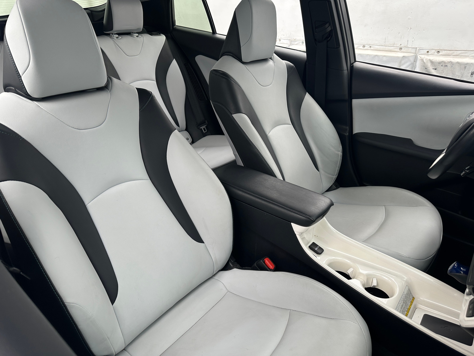 Thumbnail: 2018 Toyota Prius Prime - 2