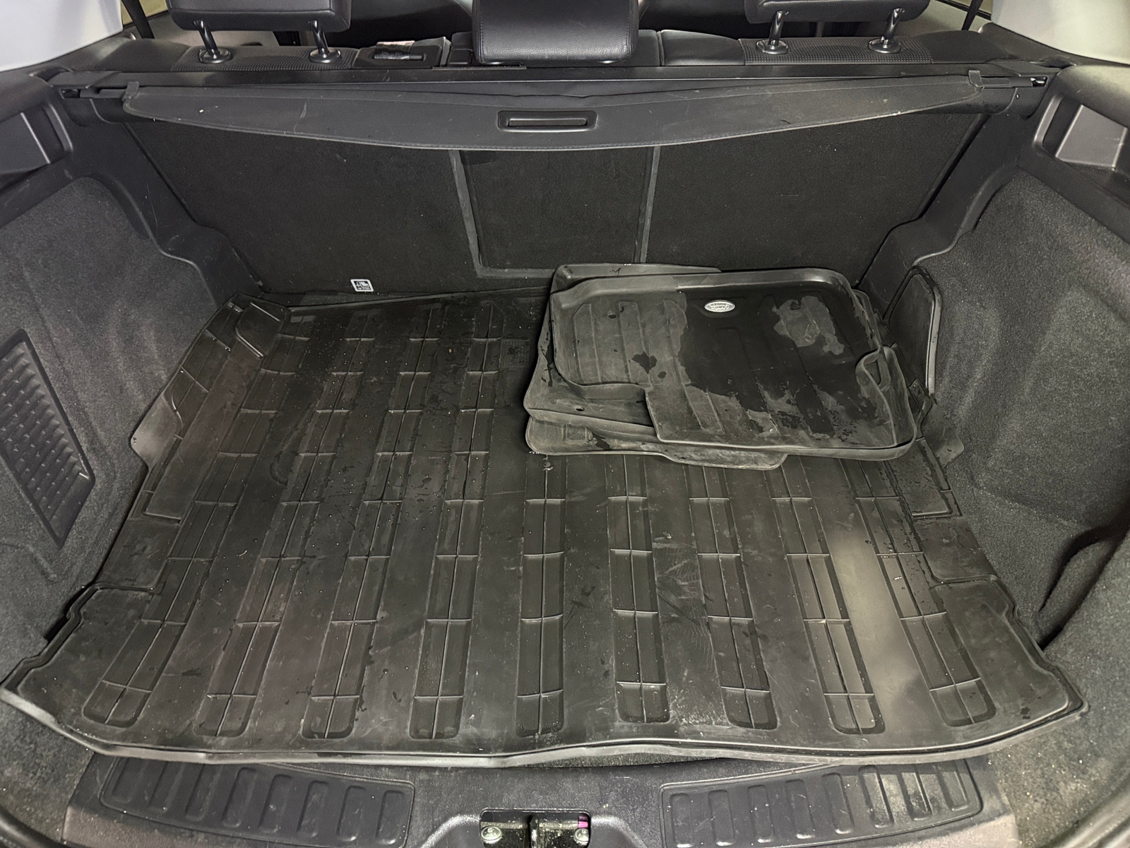 Thumbnail: 2018 Land Rover Discovery Sport - 6