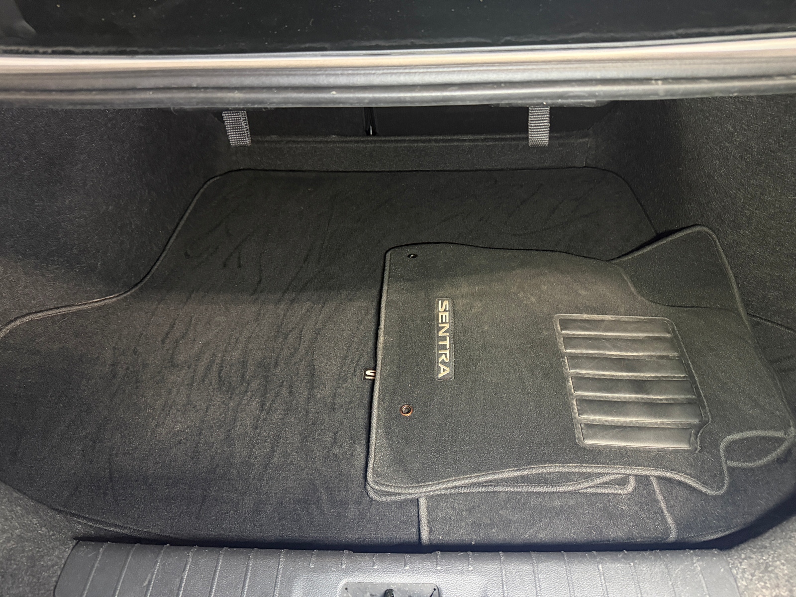 Thumbnail: 2023 Nissan Sentra - 7