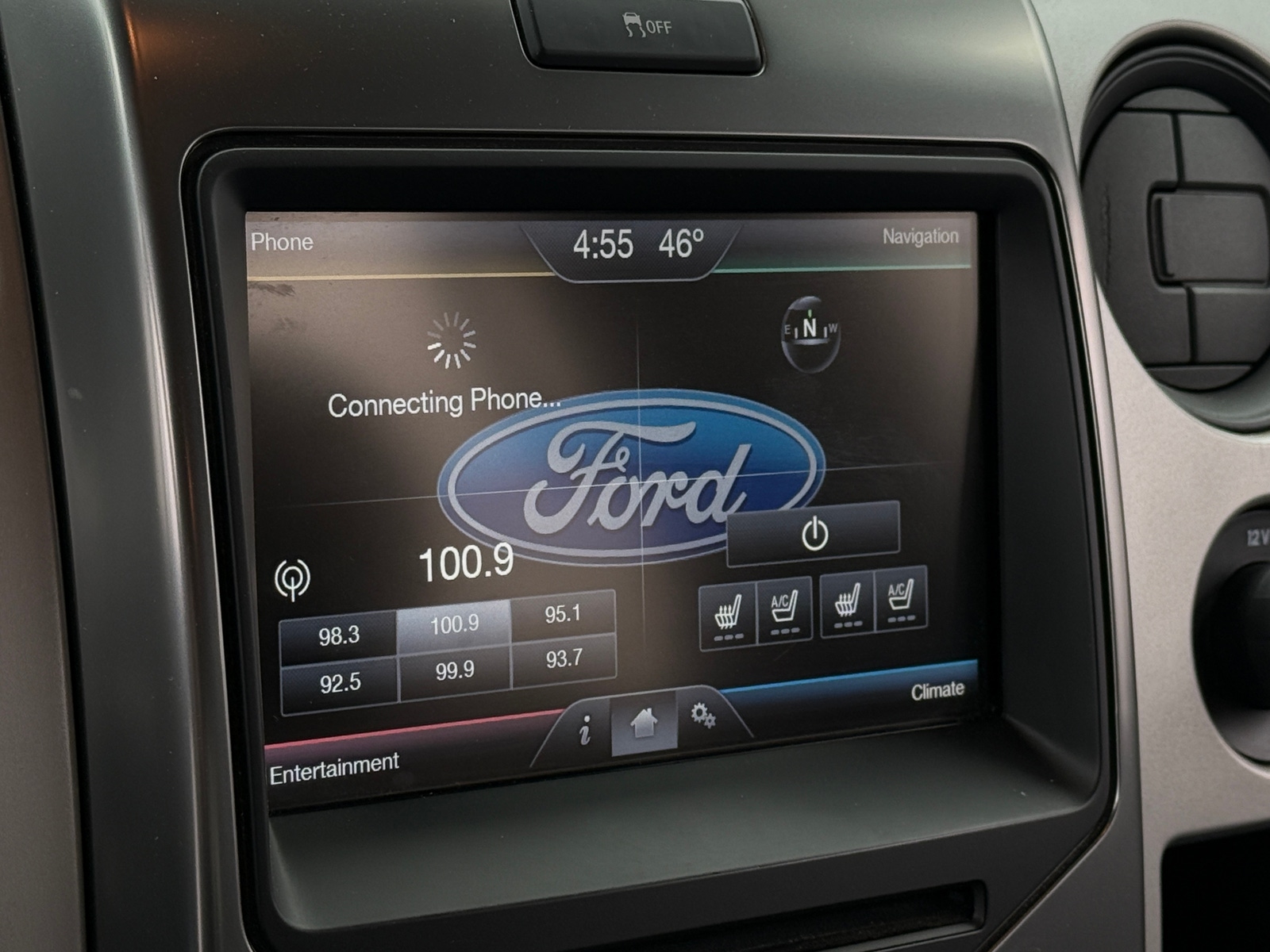 Thumbnail: 2014 Ford Econoline - 3