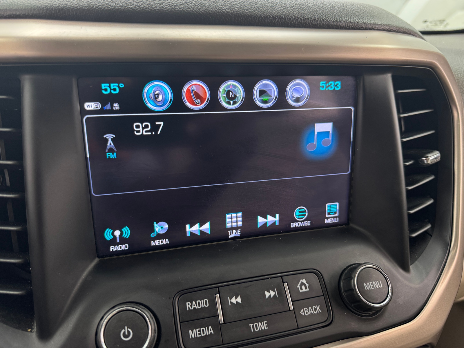 Thumbnail: 2018 GMC Acadia - 3