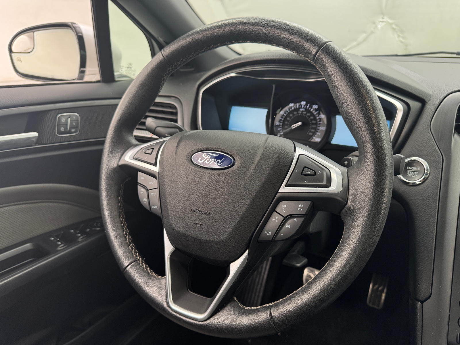 Thumbnail: 2017 Ford Fusion - 4