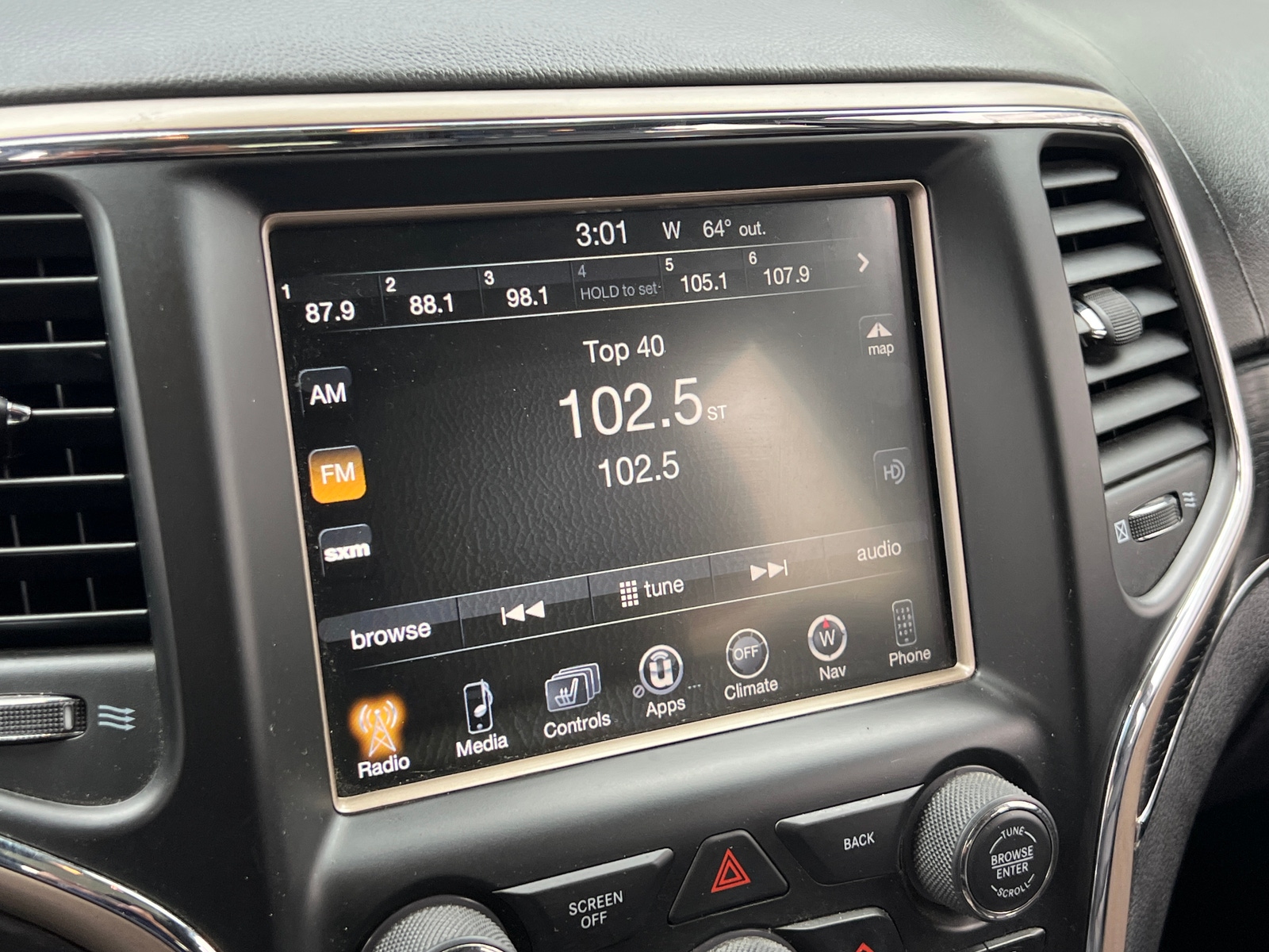 Thumbnail: 2014 Jeep Grand Cherokee - 3