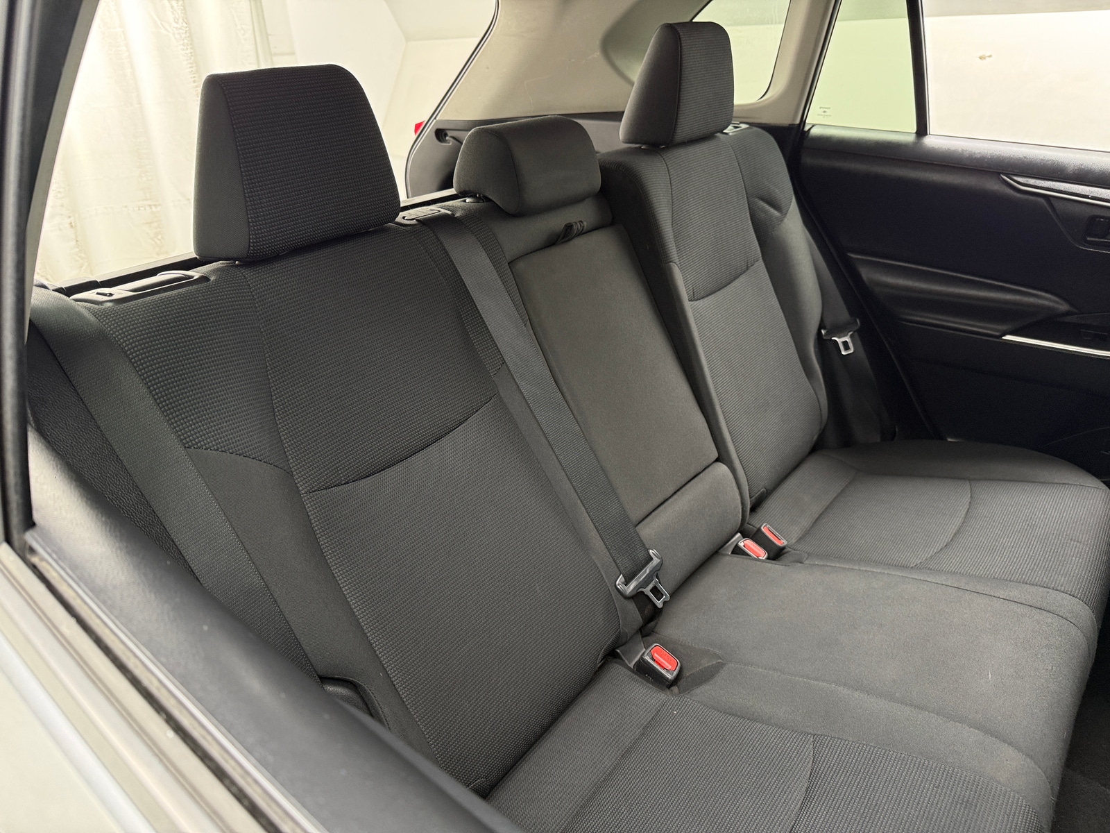 Thumbnail: 2019 Toyota RAV4 - 6