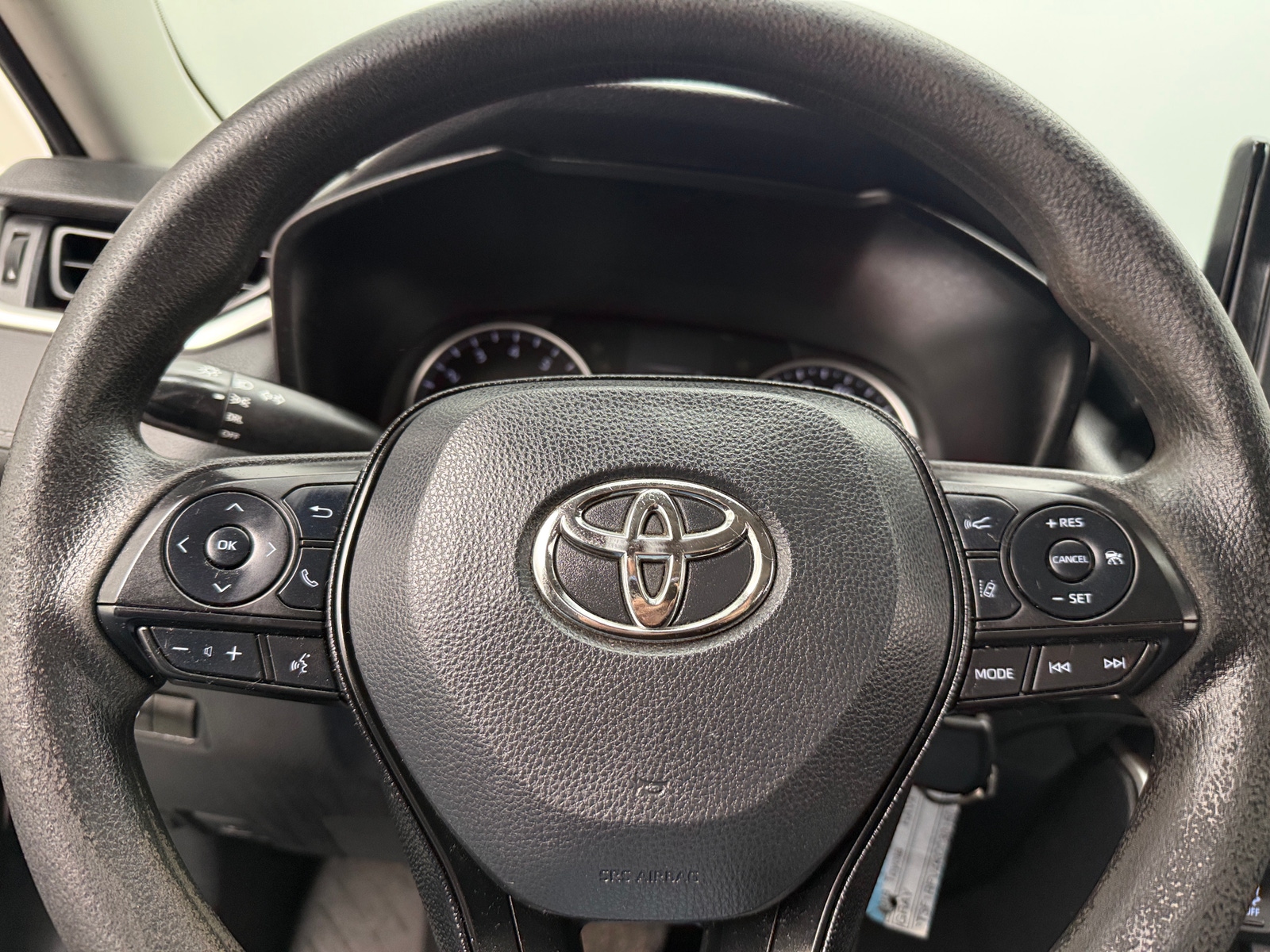 Thumbnail: 2019 Toyota RAV4 - 5