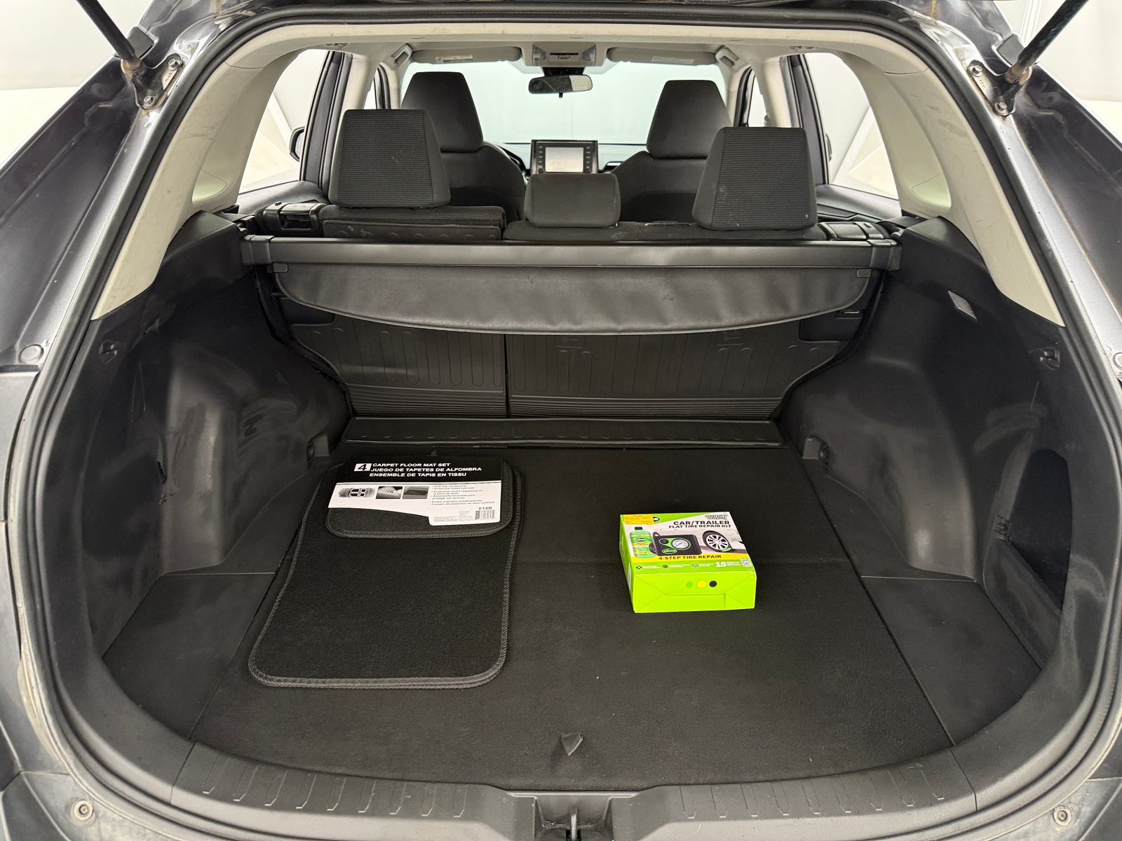 Thumbnail: 2019 Toyota RAV4 - 7