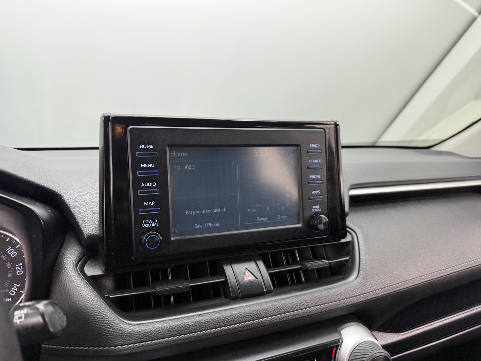 Thumbnail: 2019 Toyota RAV4 - 4