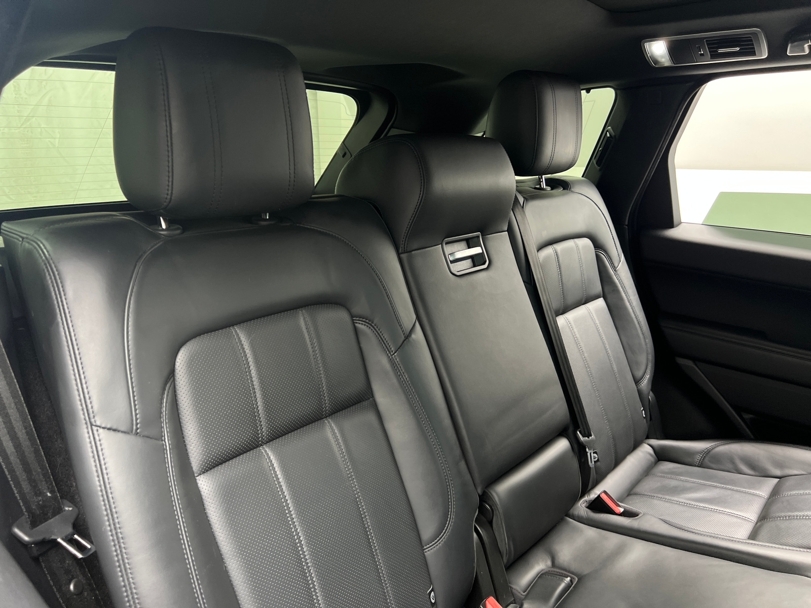 Thumbnail: 2018 Land Rover Range Rover Sport - 5