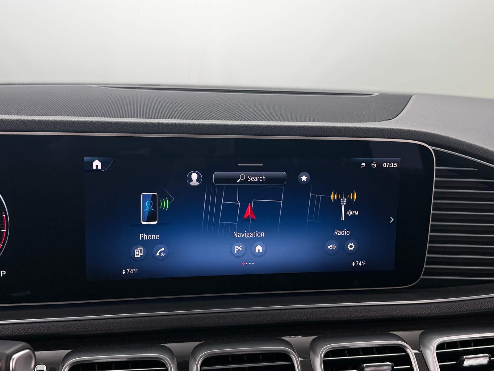 Thumbnail: 2024 Mercedes-Benz GLE - 3