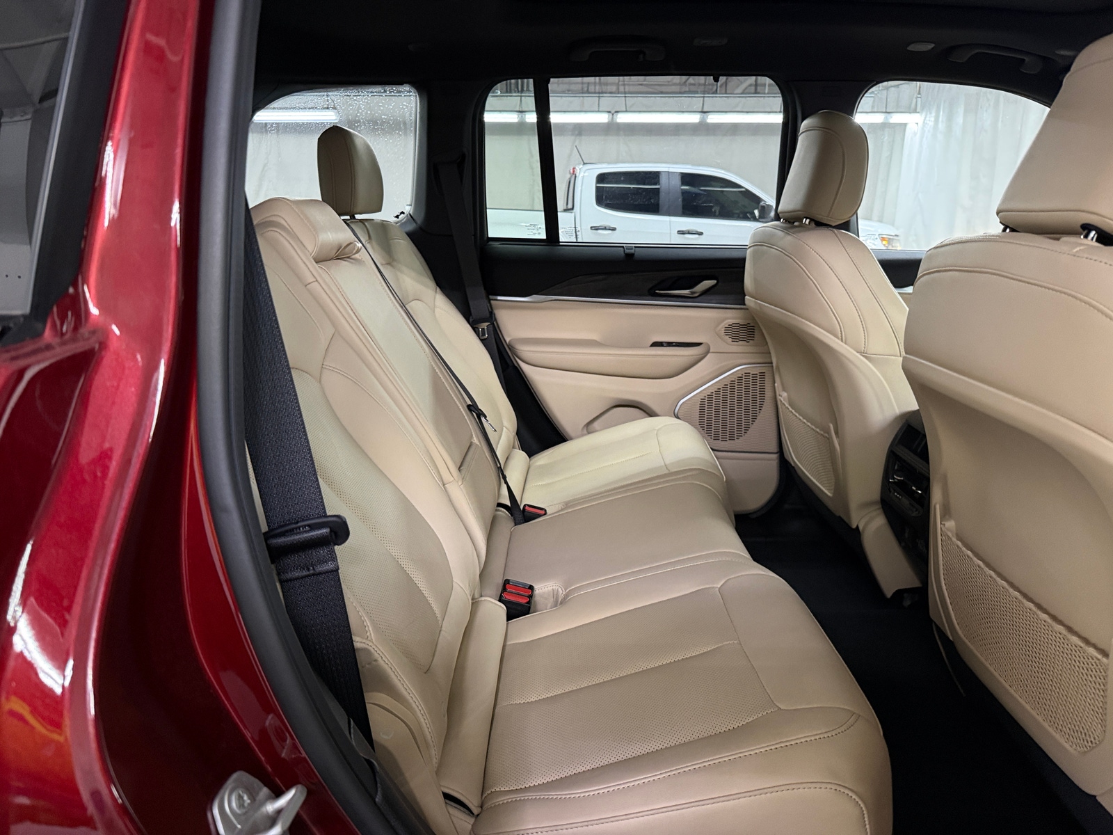 Thumbnail: 2024 Jeep Grand Cherokee - 5