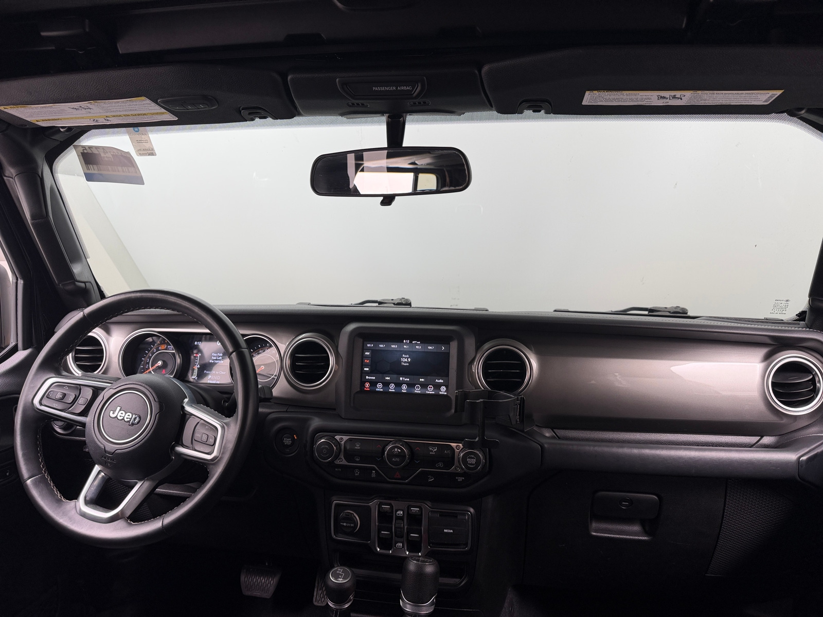 Thumbnail: 2019 Jeep Wrangler - 3