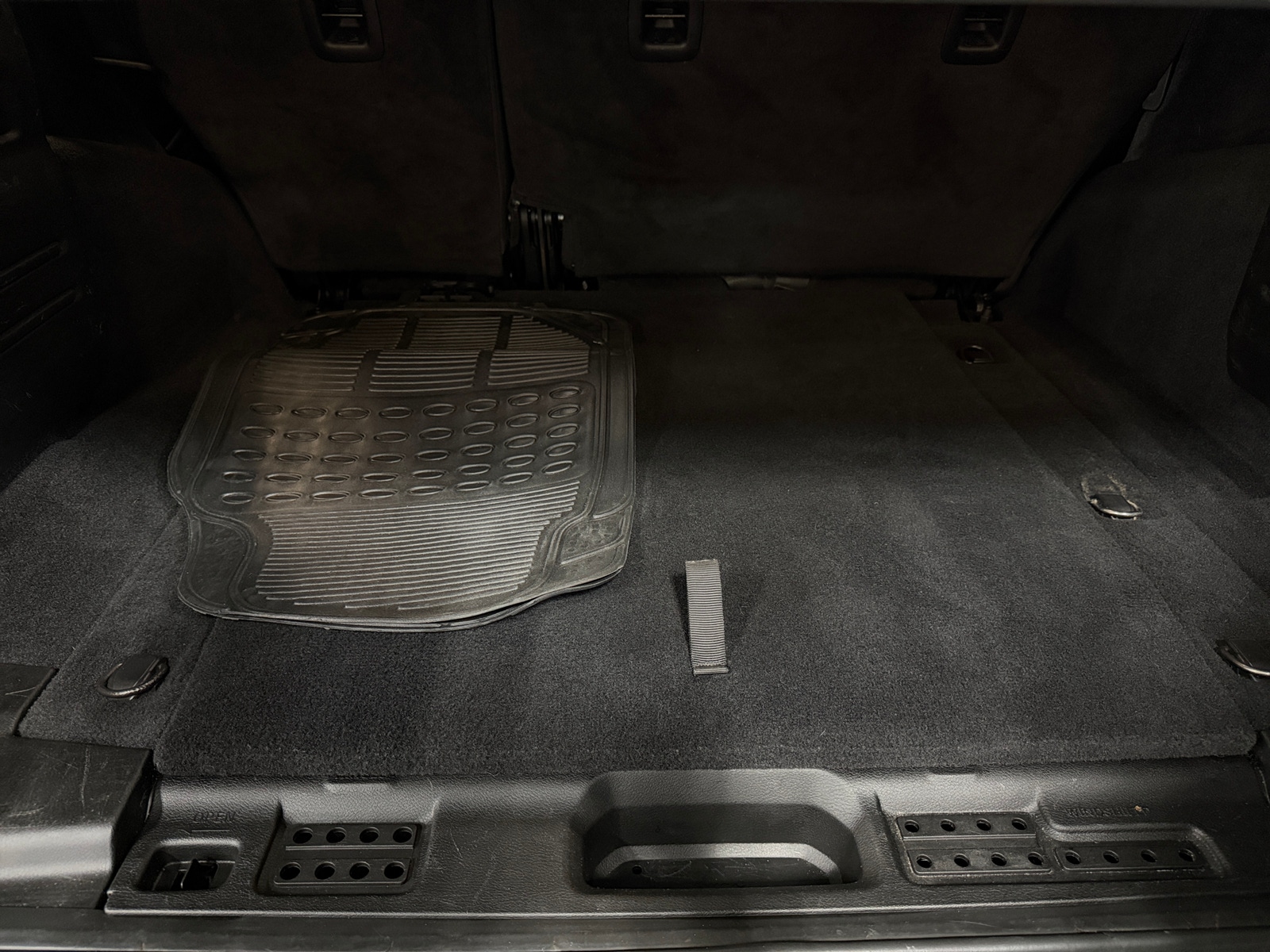 Thumbnail: 2019 Jeep Wrangler - 7