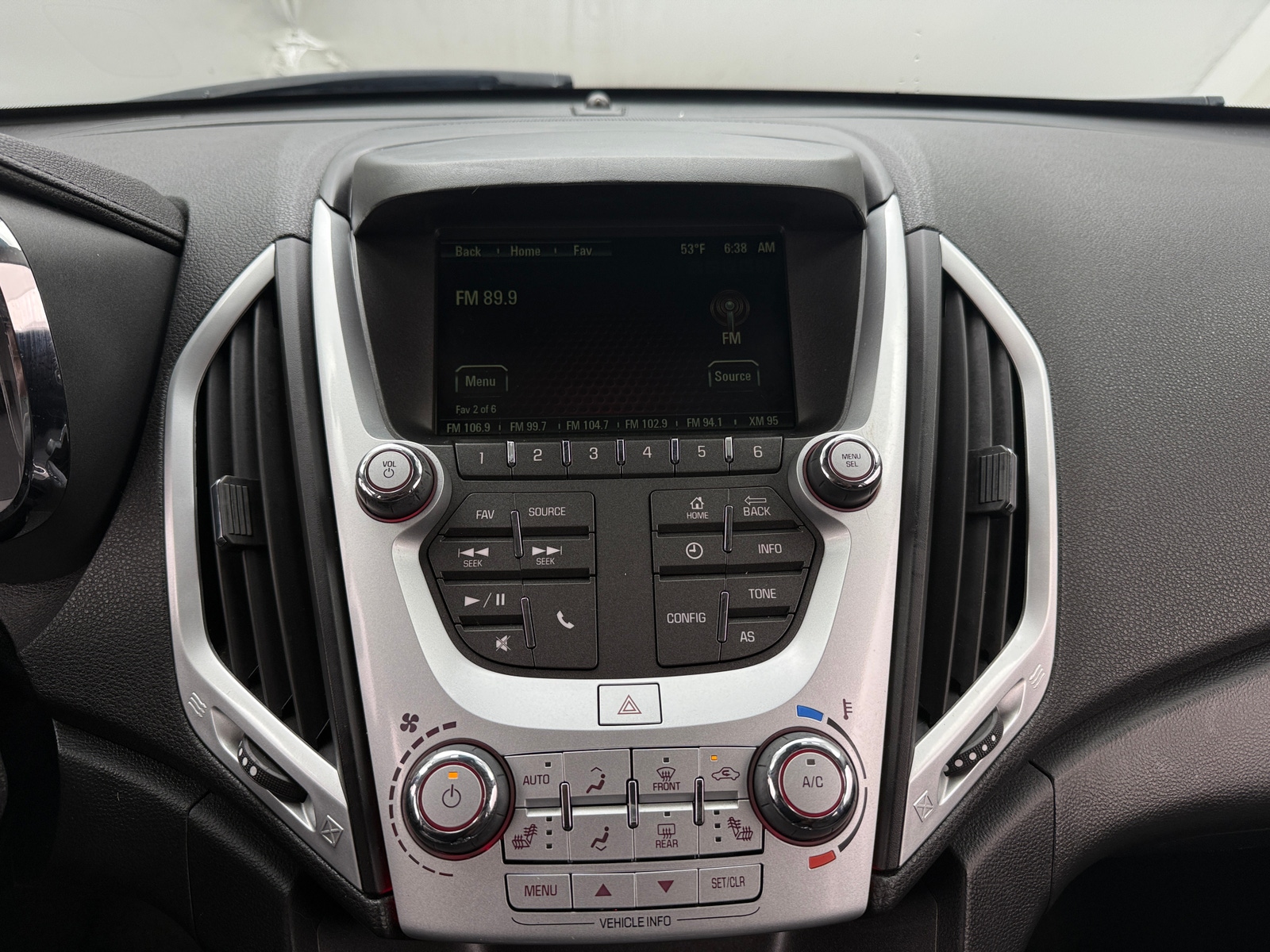 Thumbnail: 2017 GMC Terrain - 4