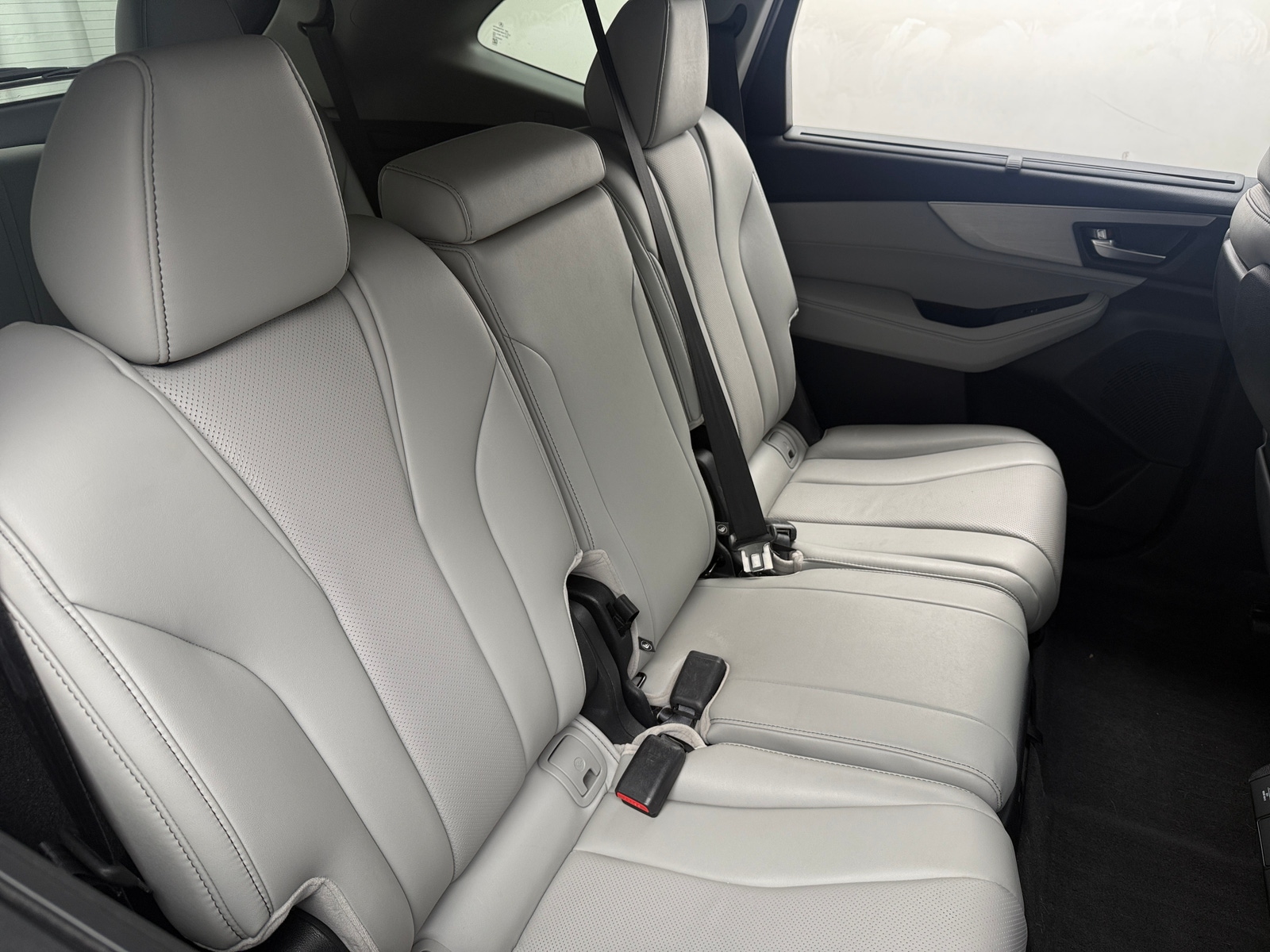 Thumbnail: 2022 Acura MDX - 5