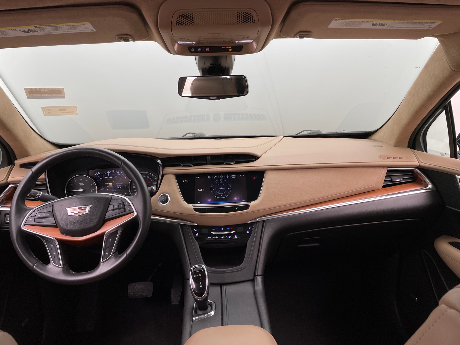 Thumbnail: 2017 Cadillac XT5 - 2