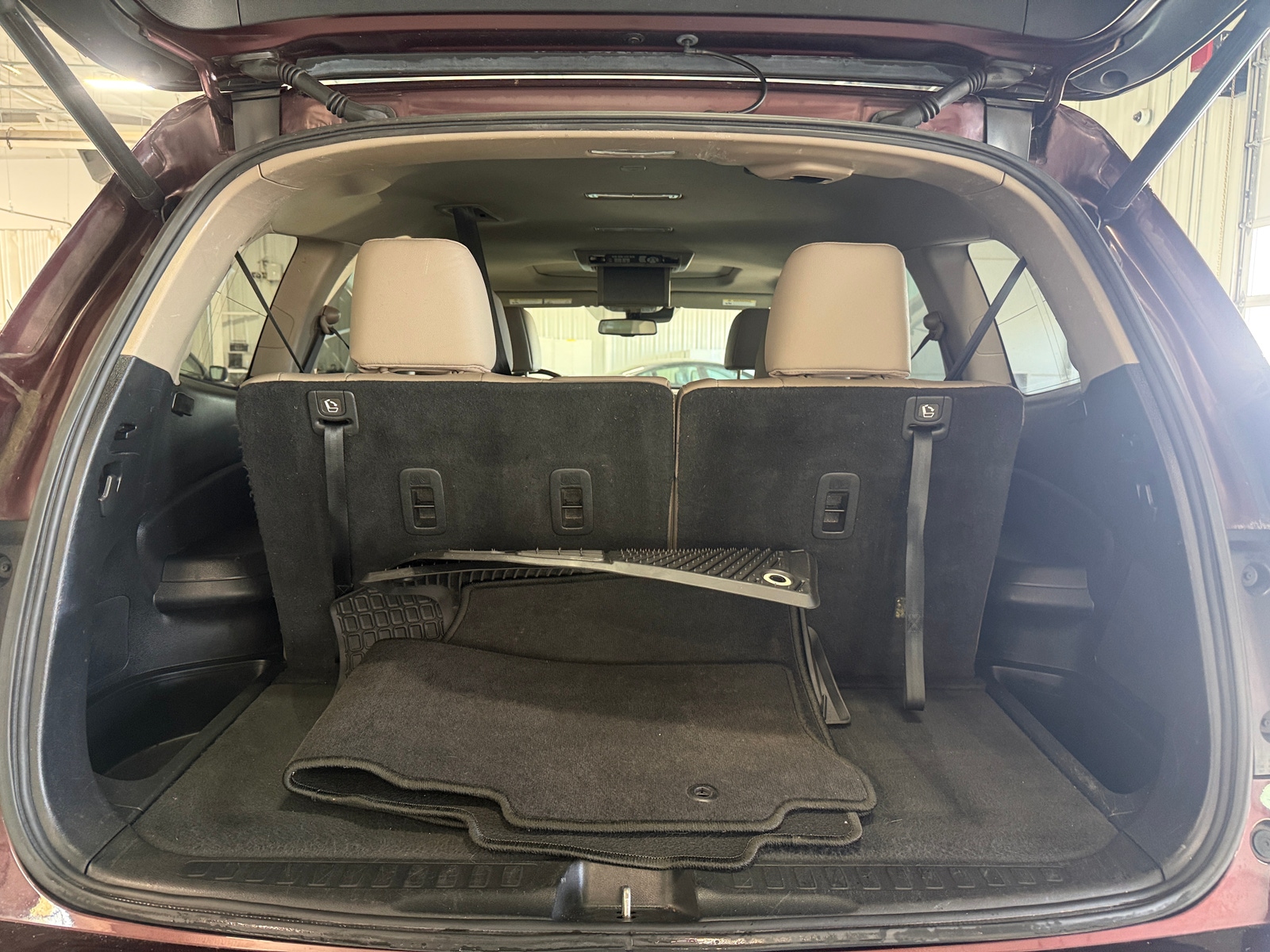 Thumbnail: 2017 Honda Pilot - 6