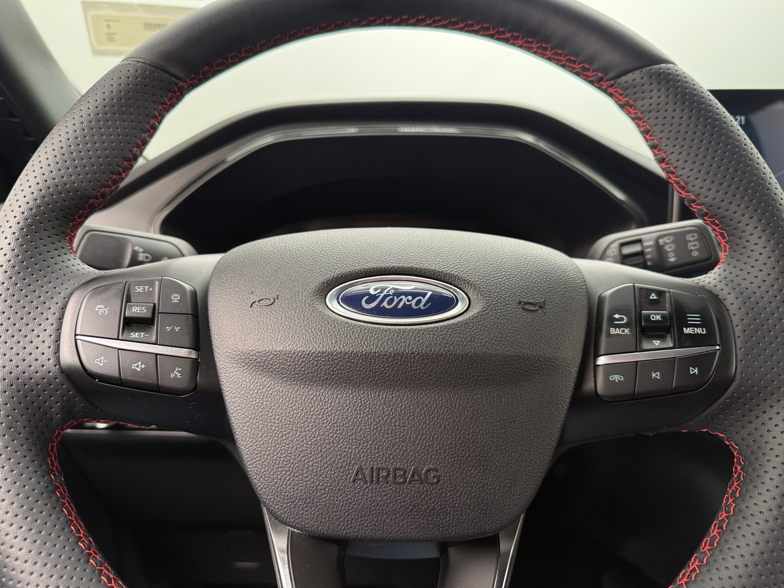 Thumbnail: 2023 Ford Escape - 5