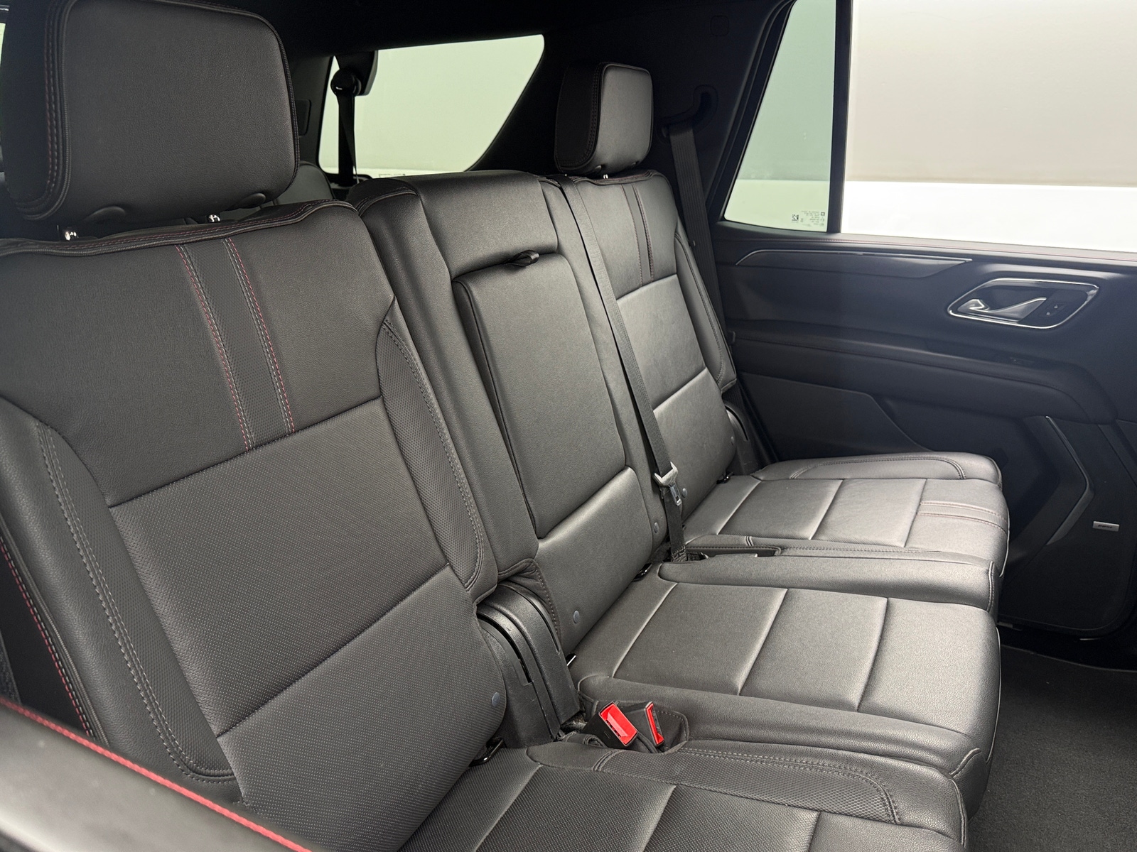 Thumbnail: 2023 Chevrolet Tahoe - 5