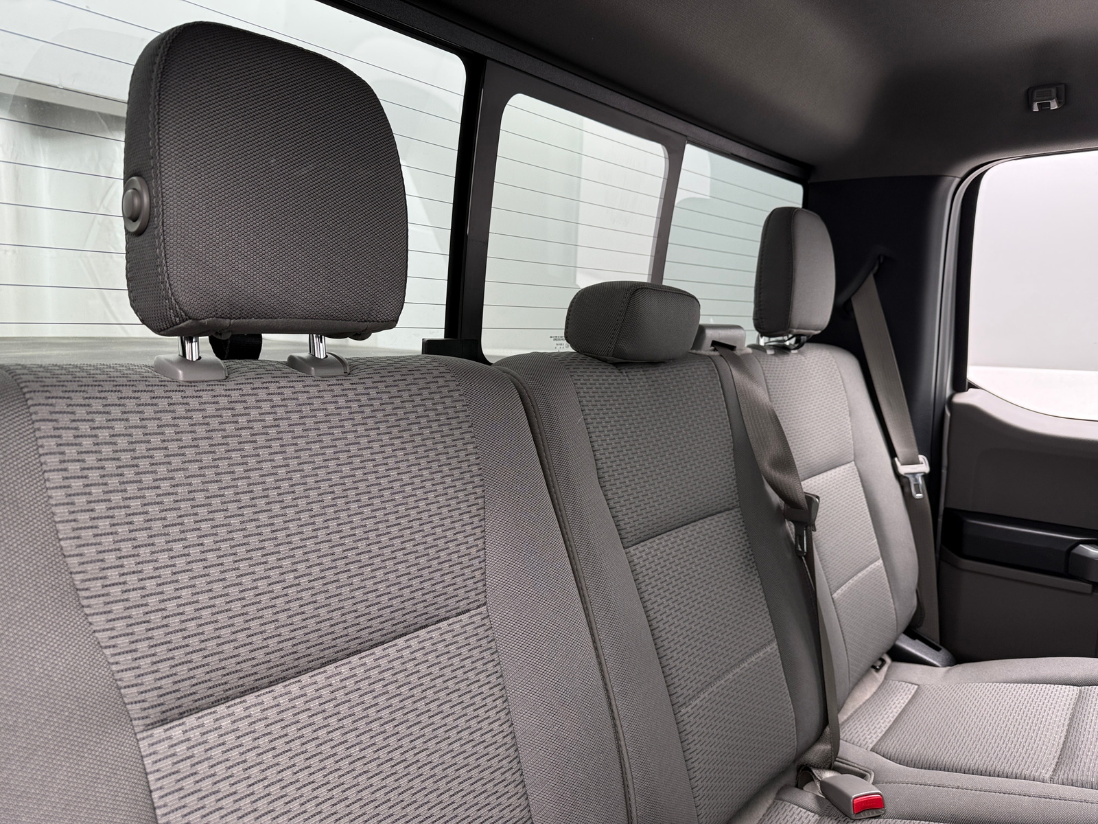 Thumbnail: 2017 Ford Econoline - 6